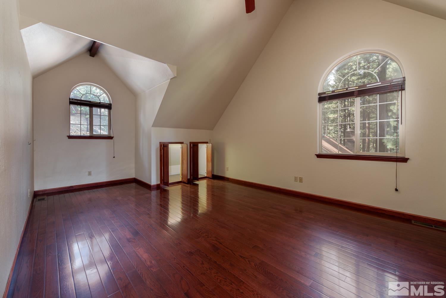 100 Timber Lane Property Photo 22