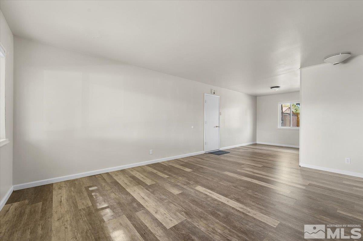 1180 Xman Way Property Photo 4