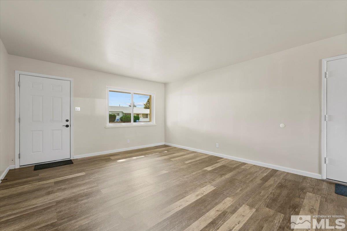 1180 Xman Way Property Photo 7