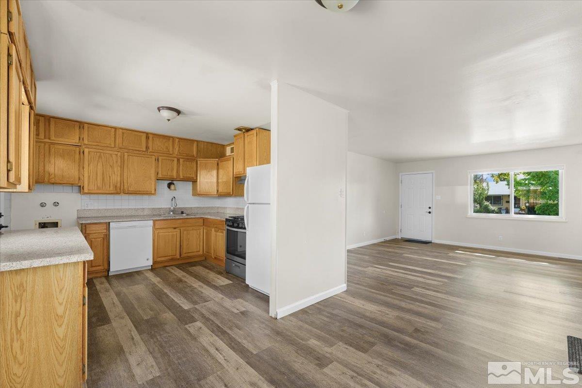 1180 Xman Way Property Photo 10