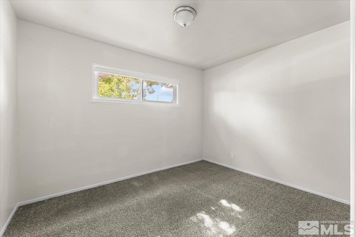 1180 Xman Way Property Photo 17