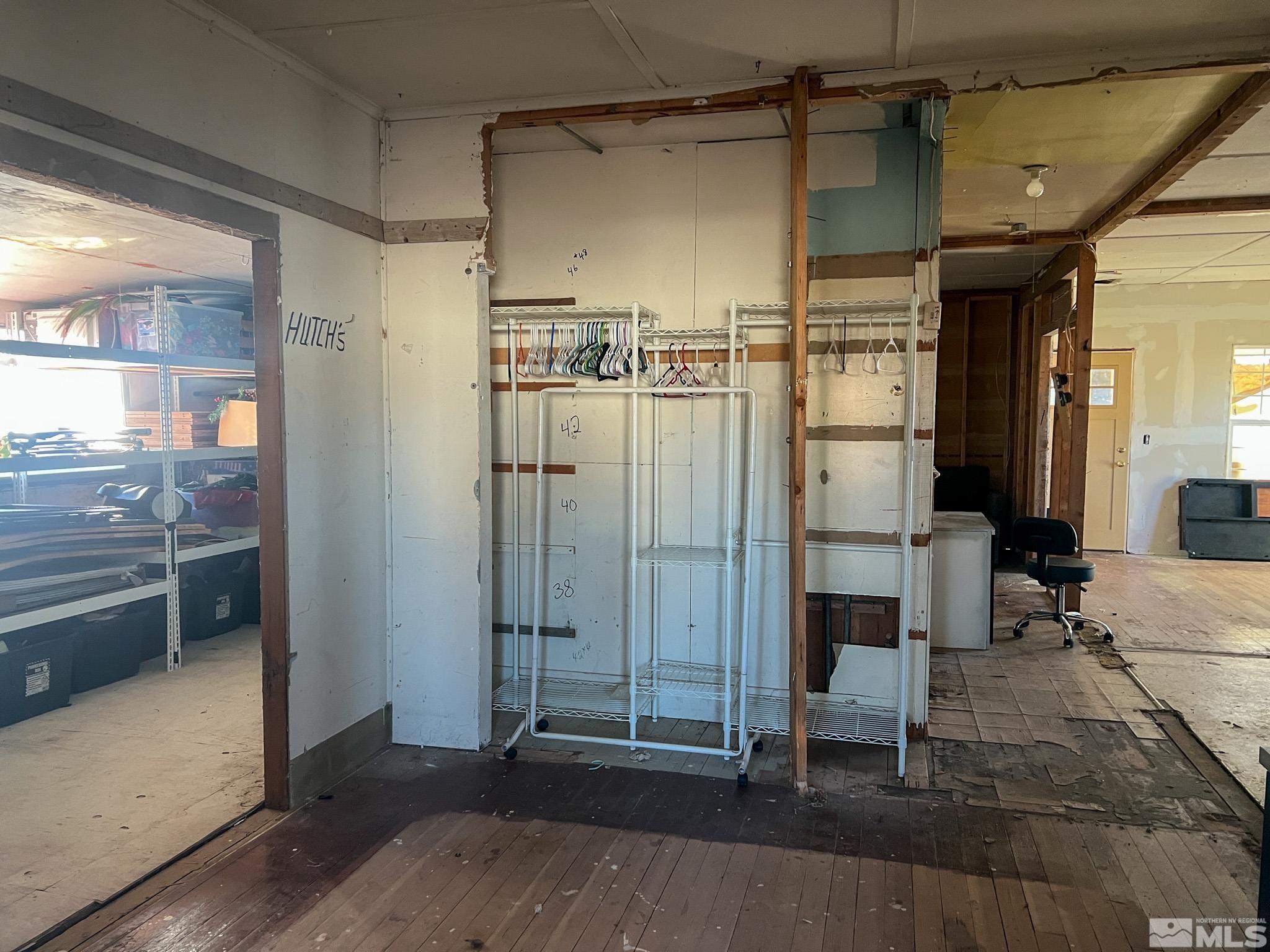 70 E Main St Property Photo 14