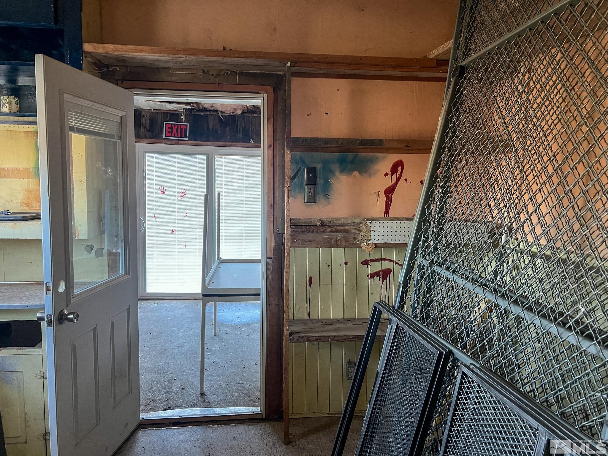 70 E Main St Property Photo 22