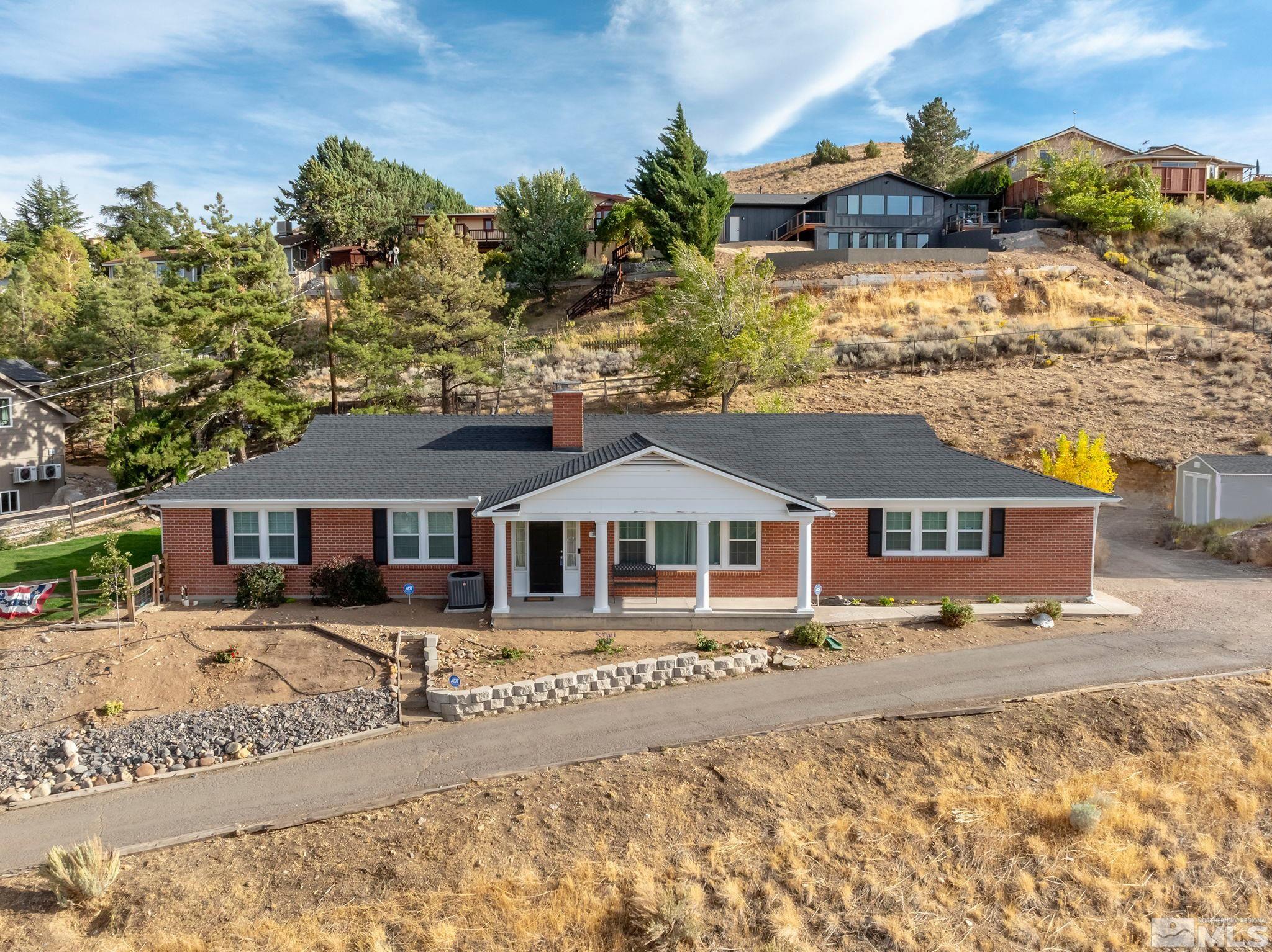 3510 W Plumb Lane Property Photo 1