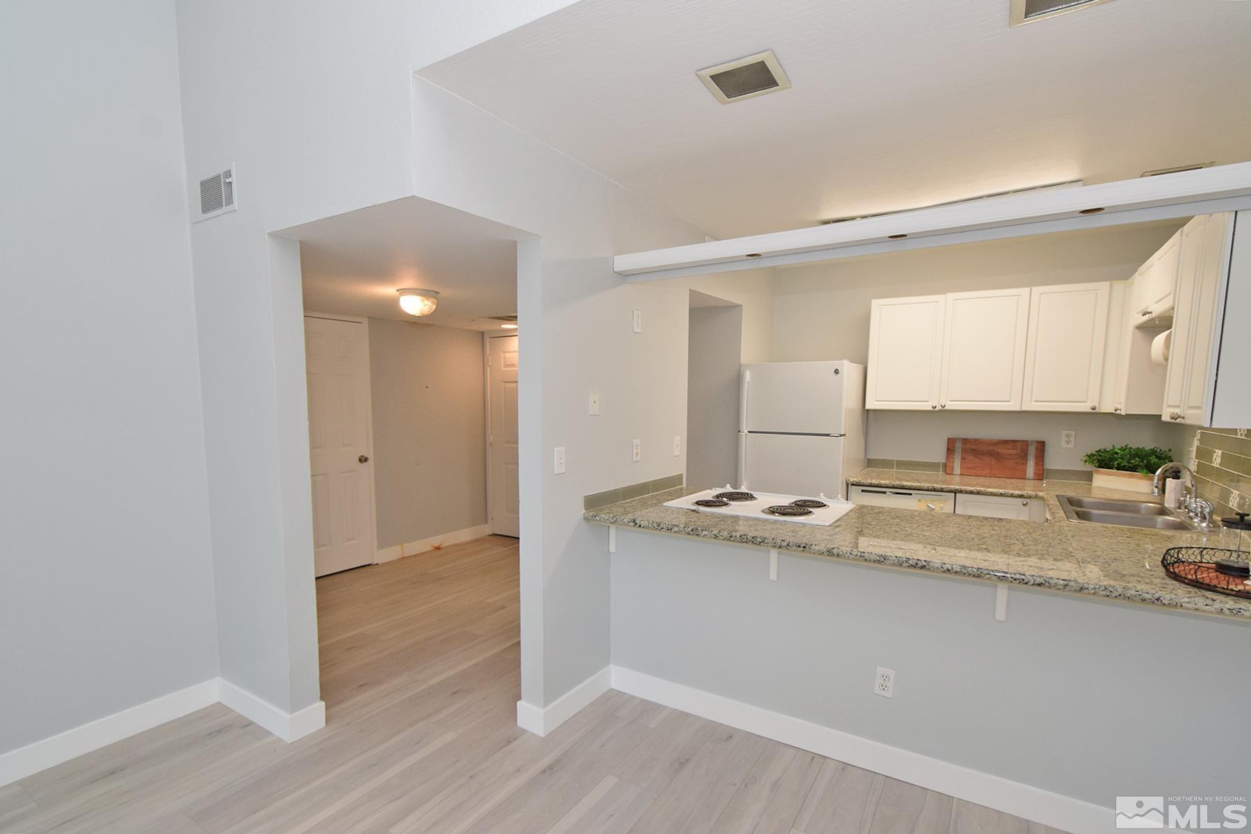 2555 Clear Acre Ln Property Photo 1