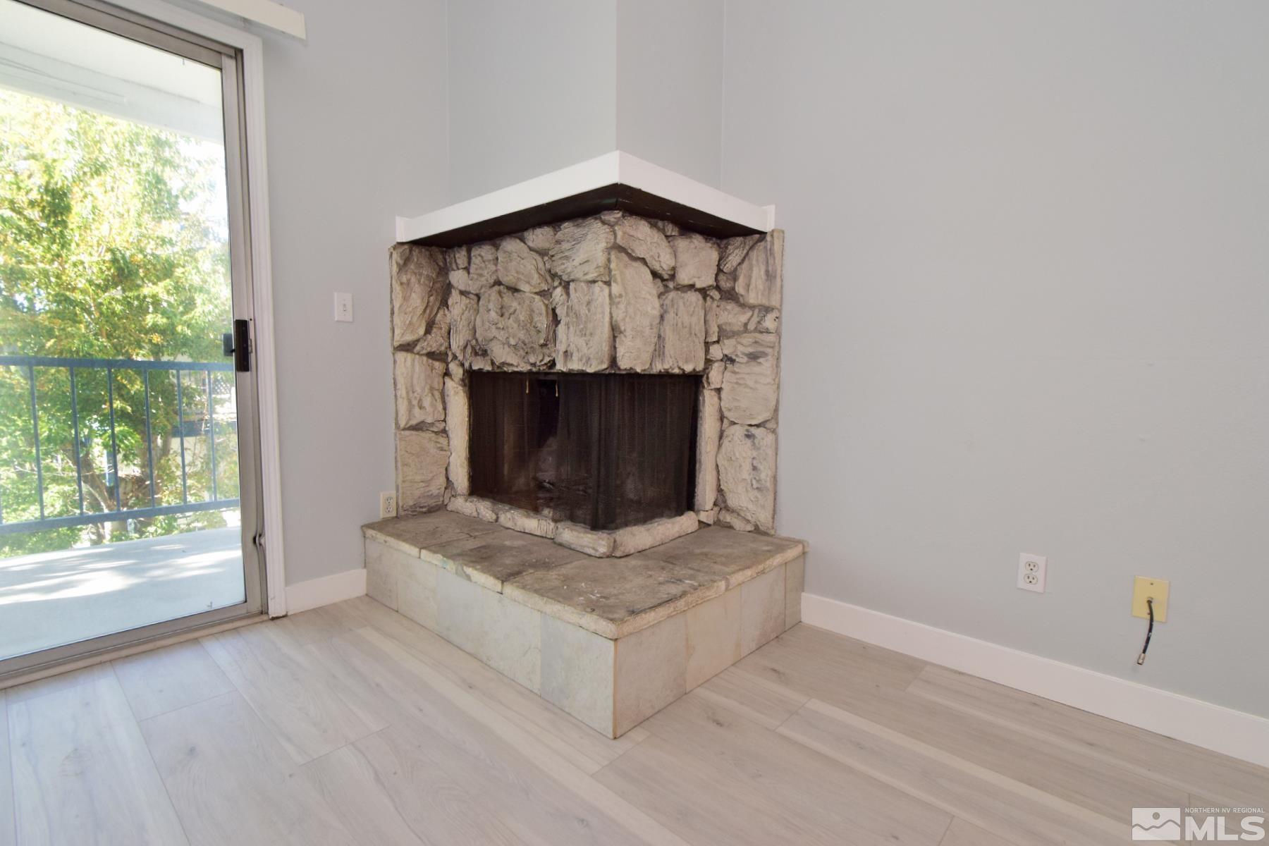 2555 Clear Acre Ln Property Photo 5