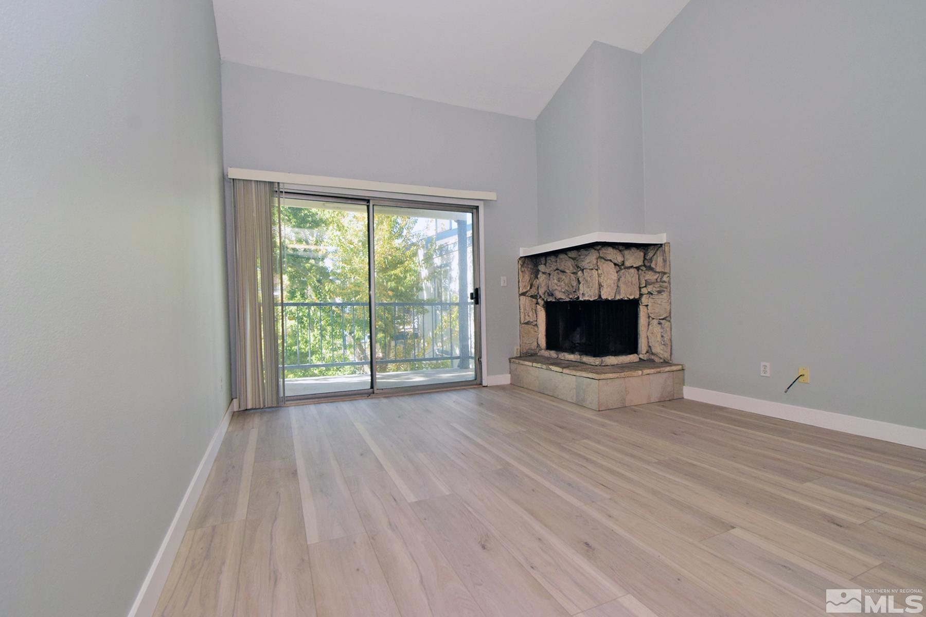 2555 Clear Acre Ln Property Photo 9