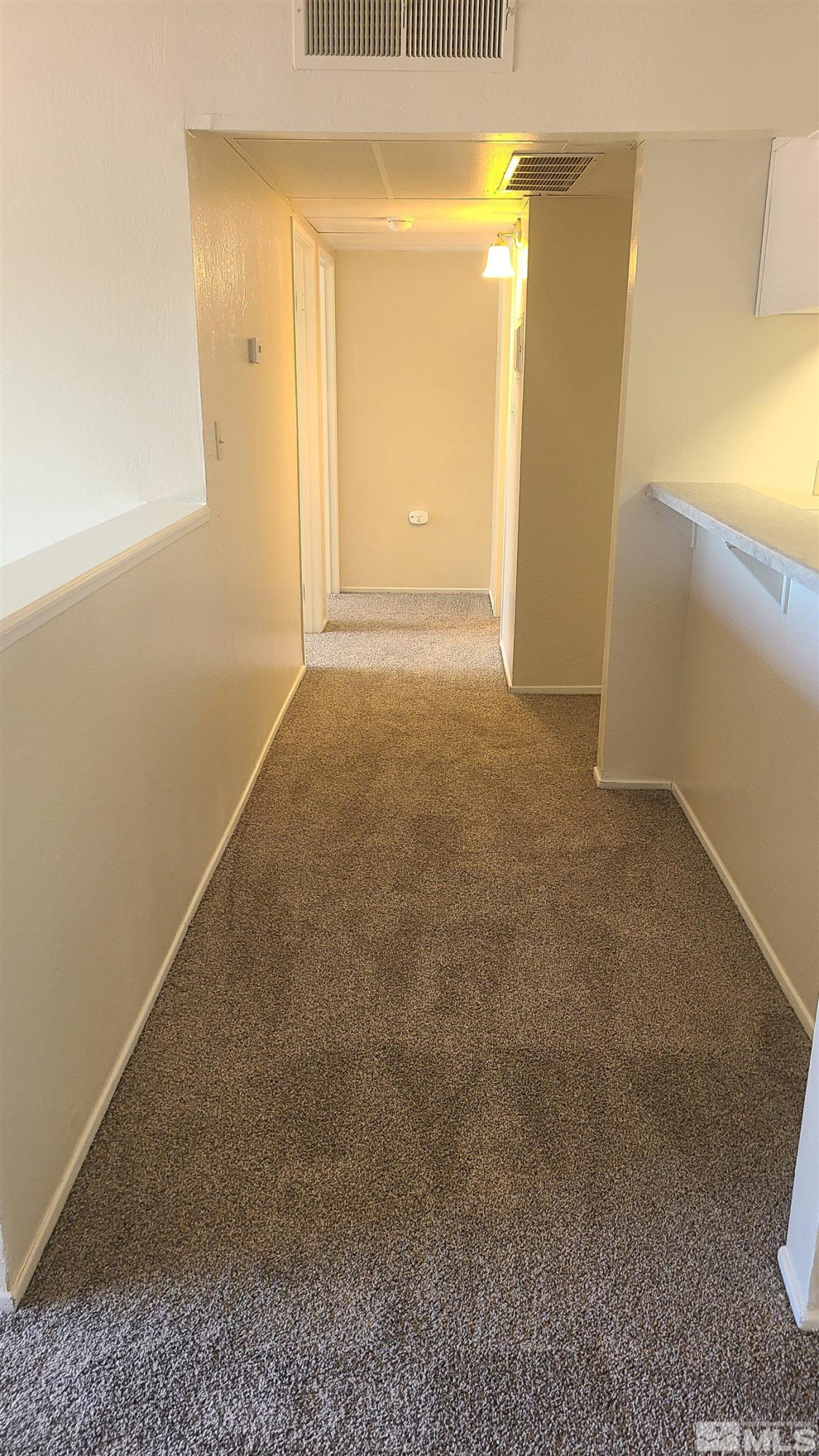 2955 Lakeside Drive Property Photo 6