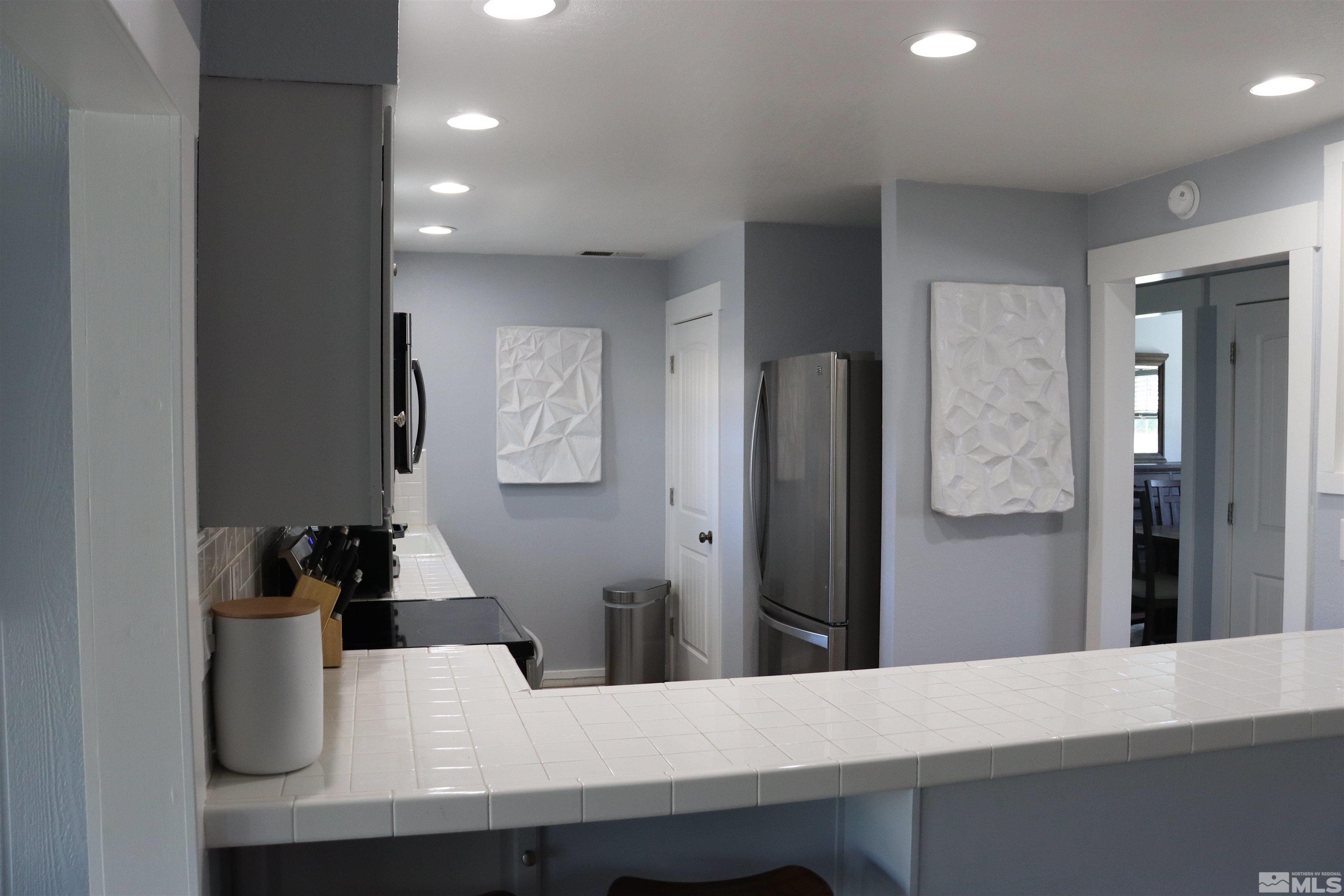 255 Ash Street Property Photo 24