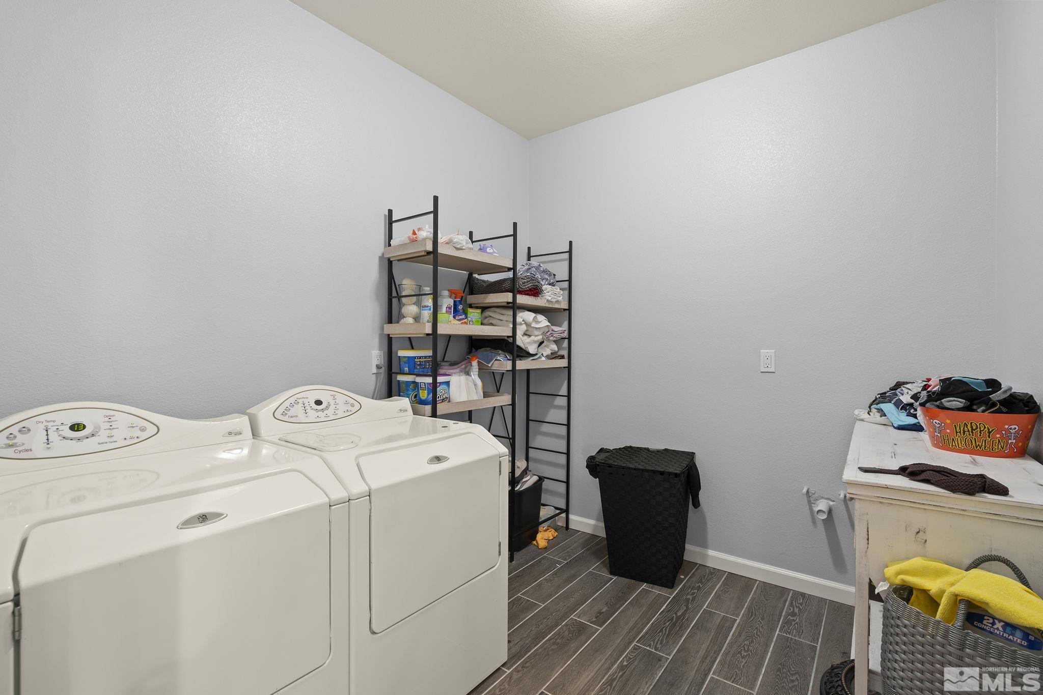 421 S Carson Meadow Drive Property Photo 15