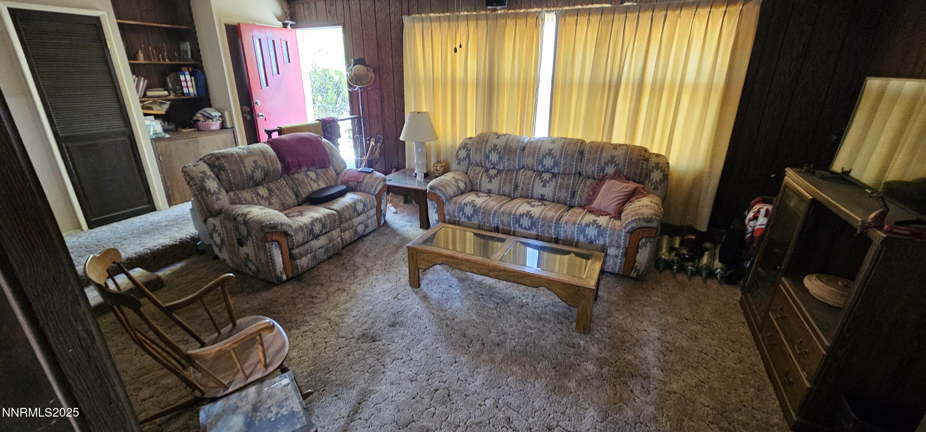 316 Toiyabe Road Property Photo 11