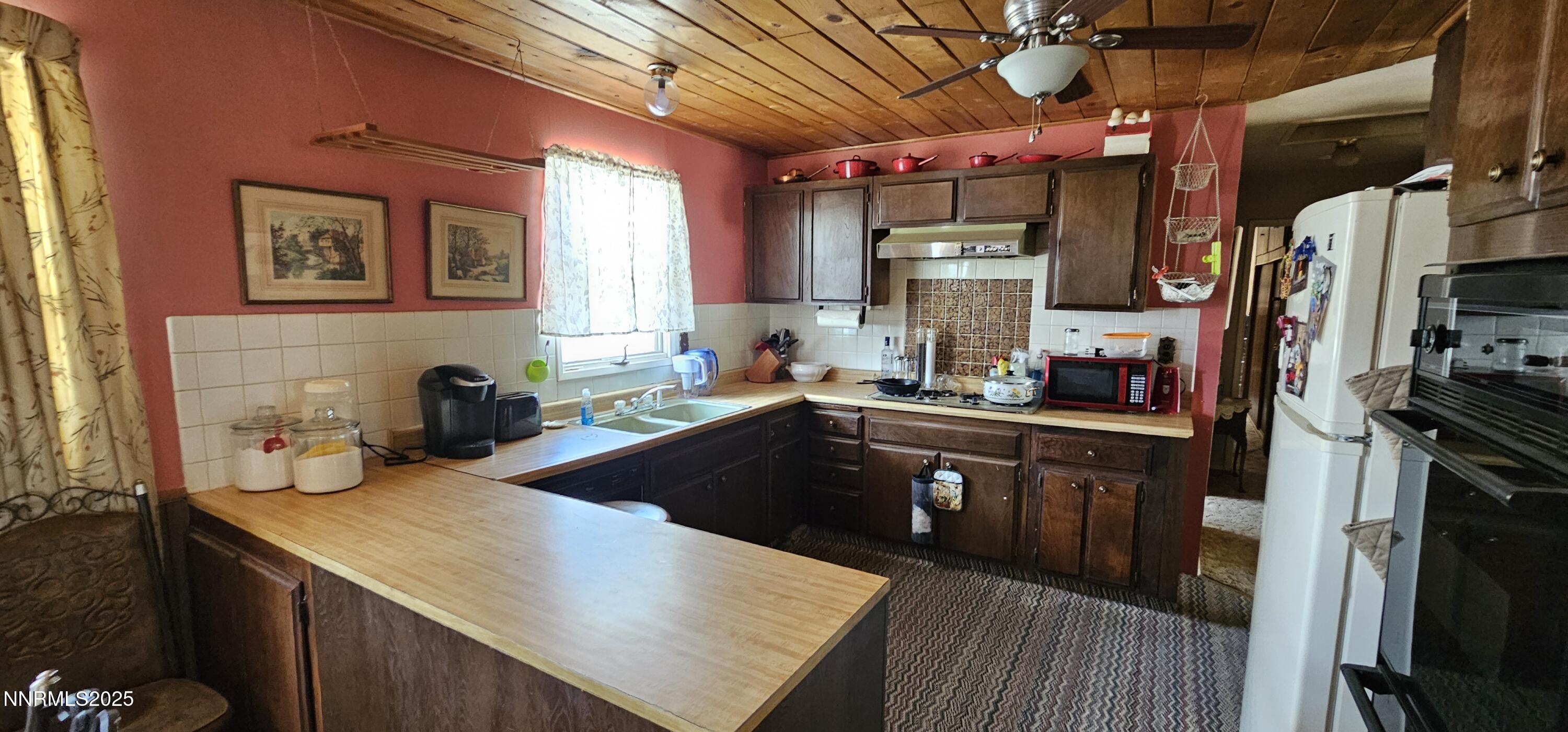 316 Toiyabe Road Property Photo 16