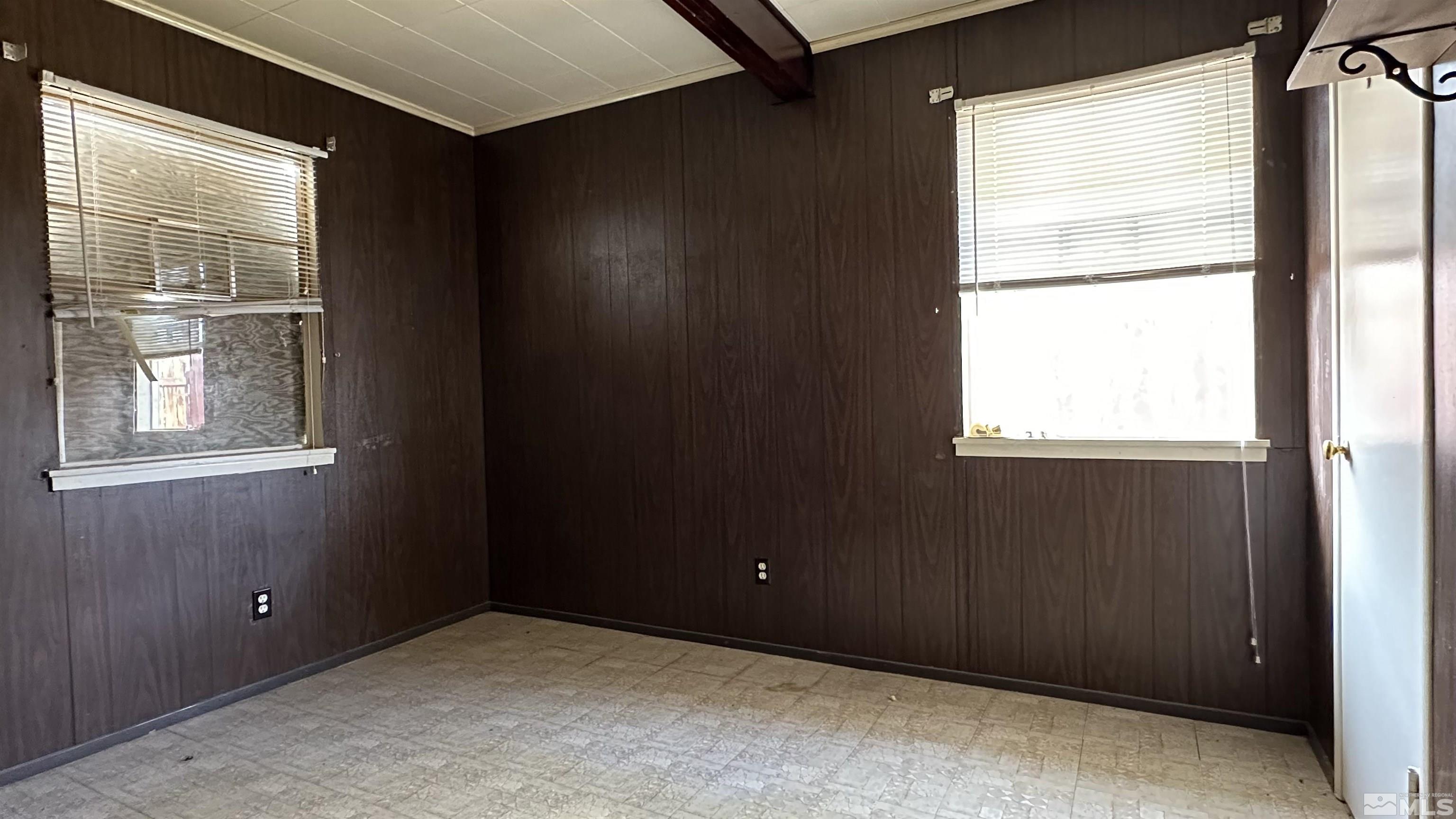 110 Harrison St Property Photo 6