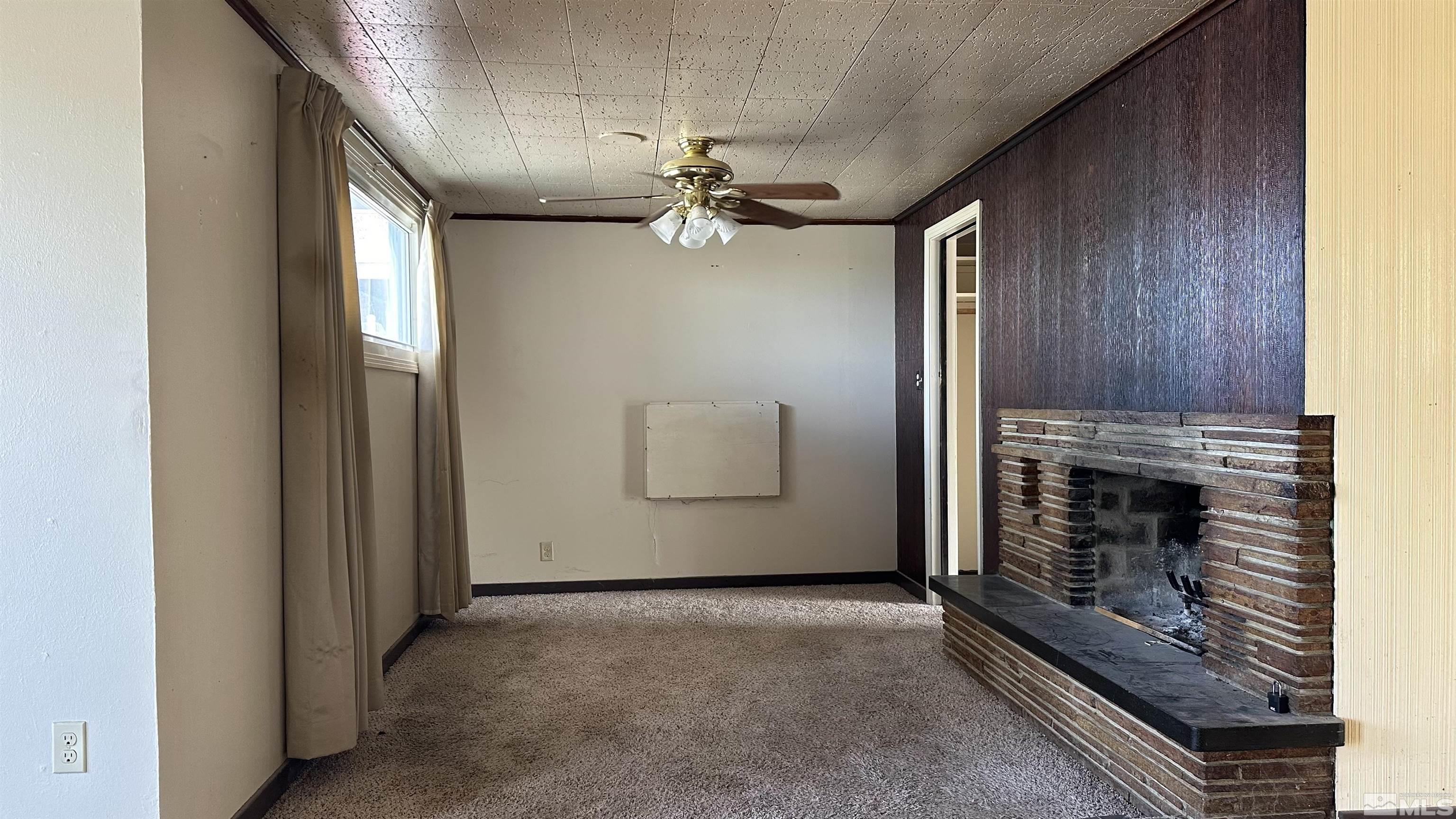 110 Harrison St Property Photo 14