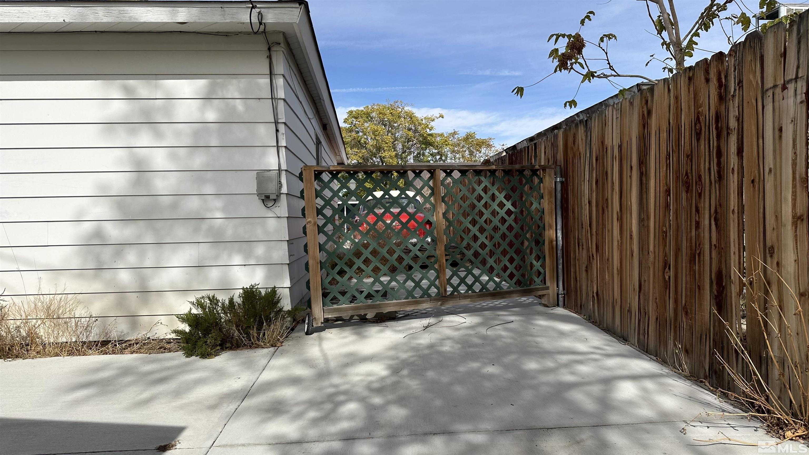 110 Harrison St Property Photo 24