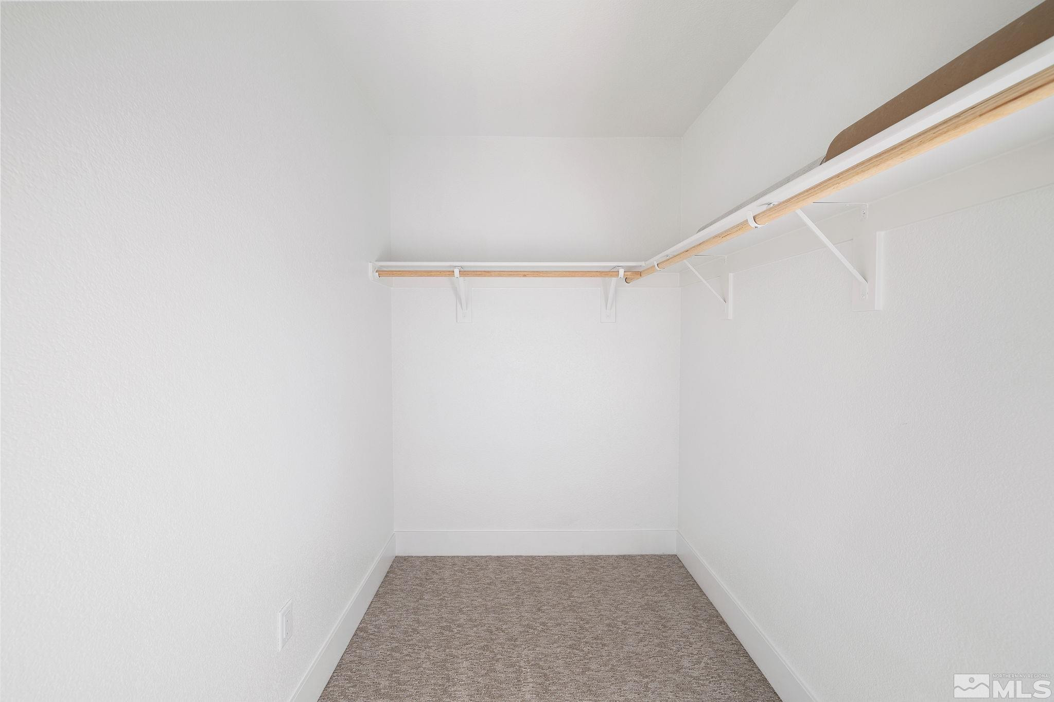 3826 Lakeside Drive Property Photo 11