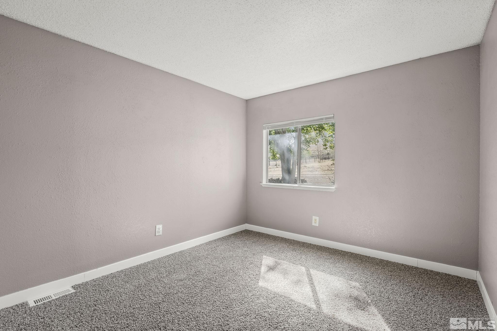 1661 Canal Rd Property Photo 20