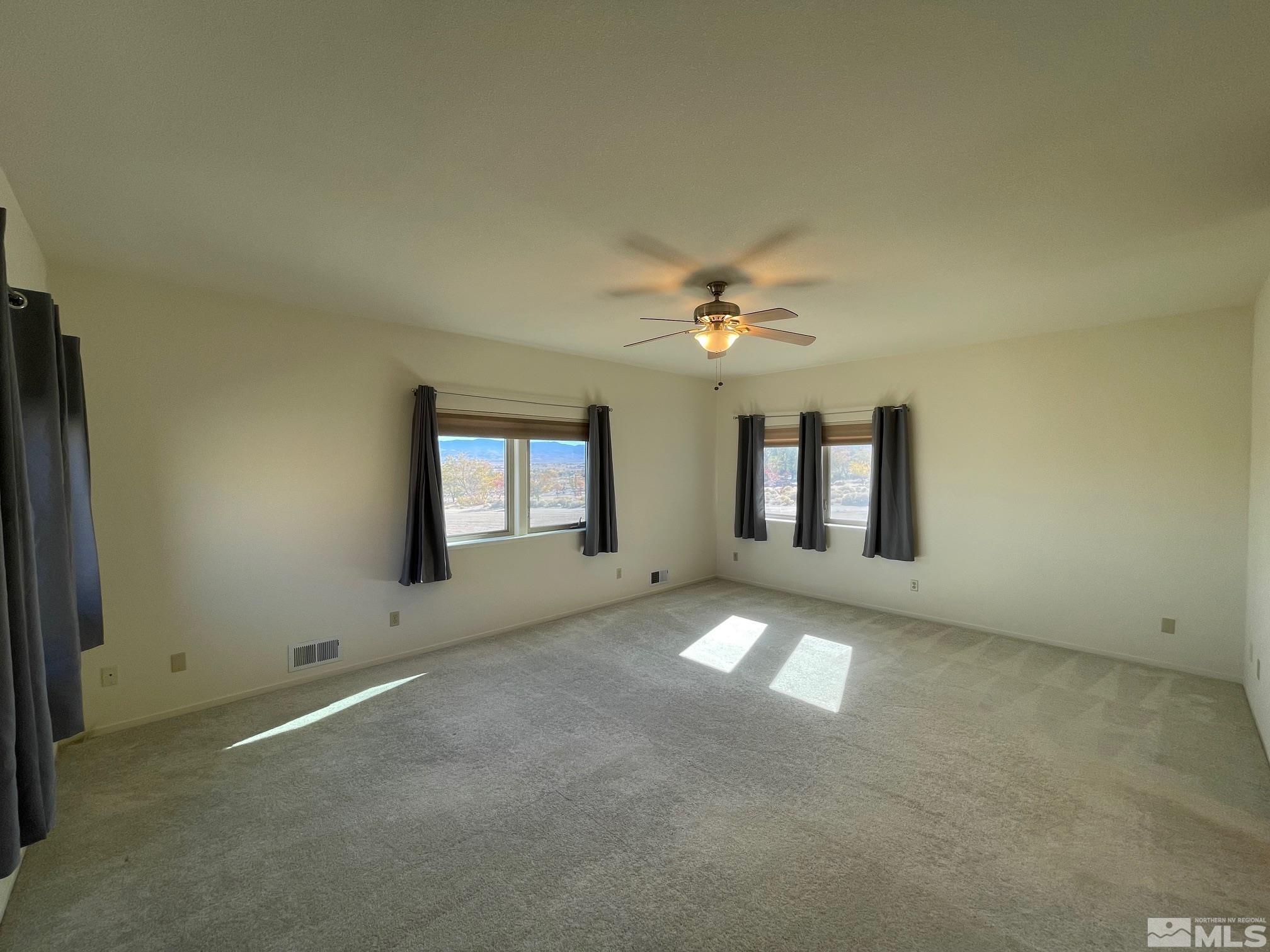 15 Davis Property Photo 12