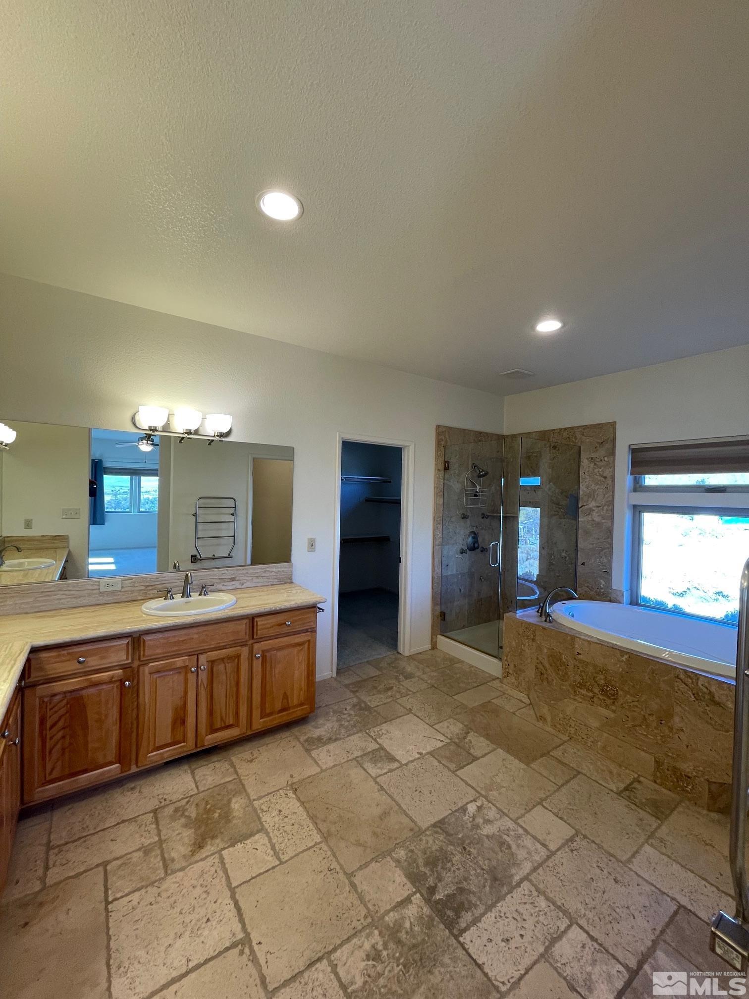 15 Davis Property Photo 14