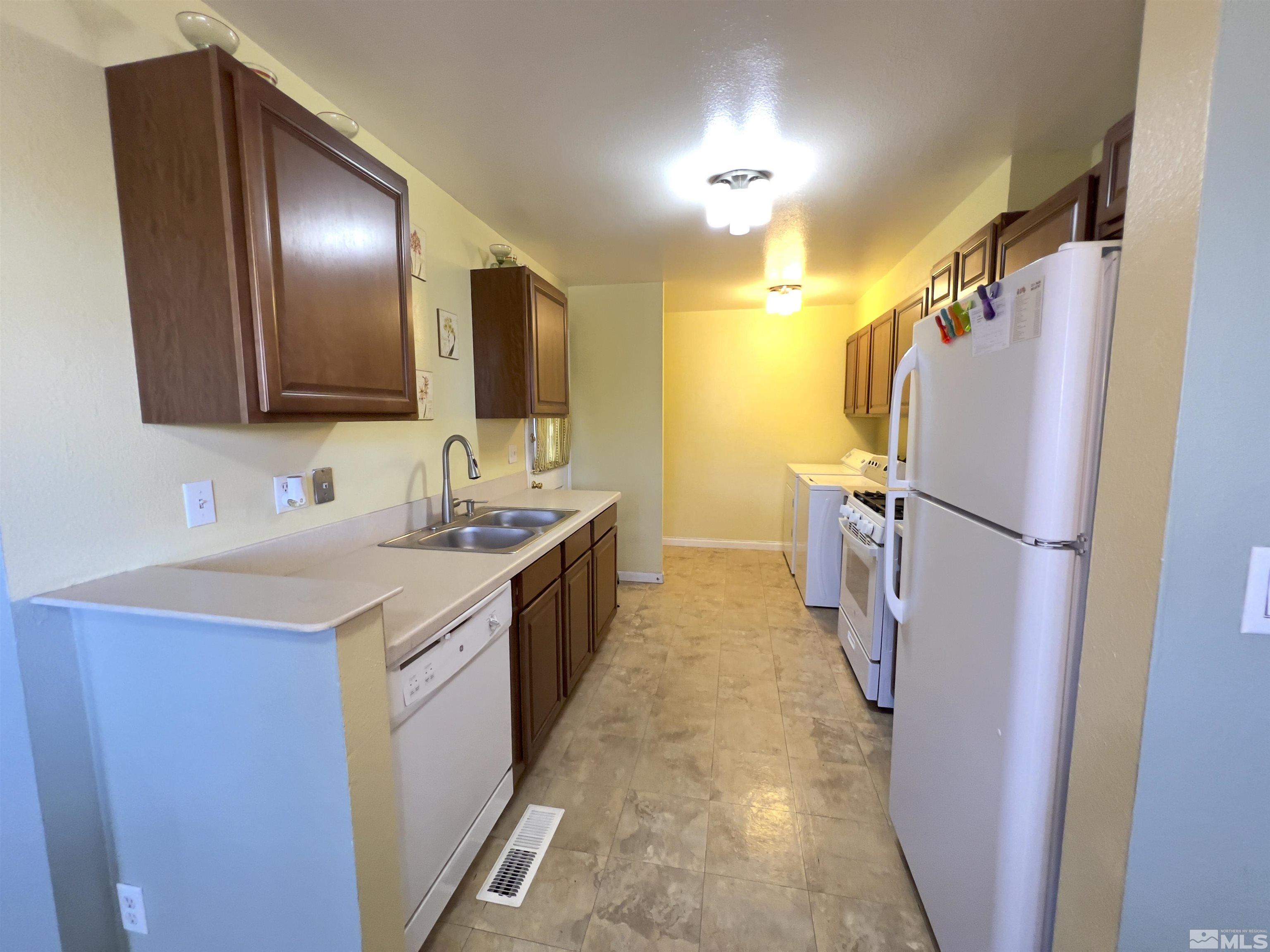 3534 Willow Hills Cir Property Photo 7