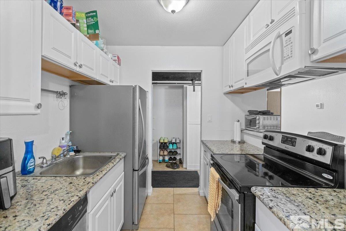 1000 Beck St 174 Property Photo 4
