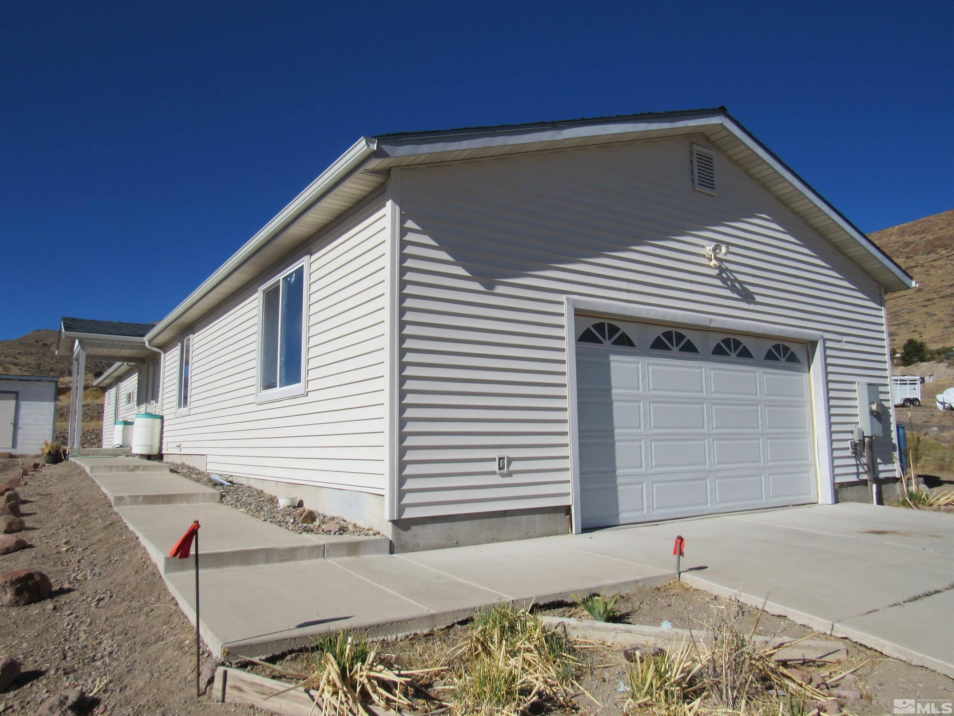 203 Willie Way Property Photo 2
