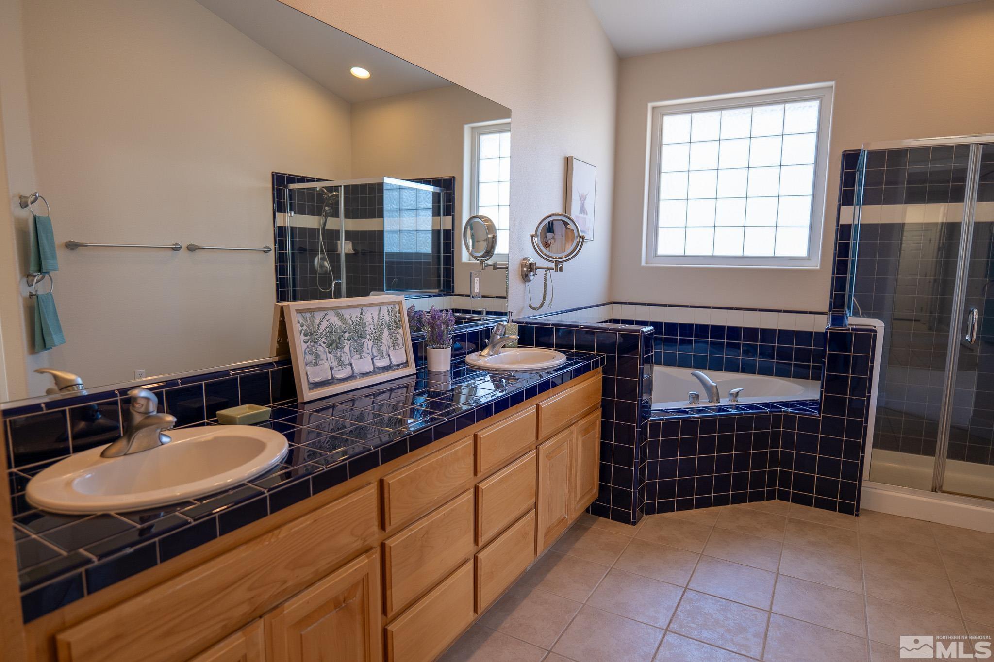 2456 Genoa Meadows Property Photo 13