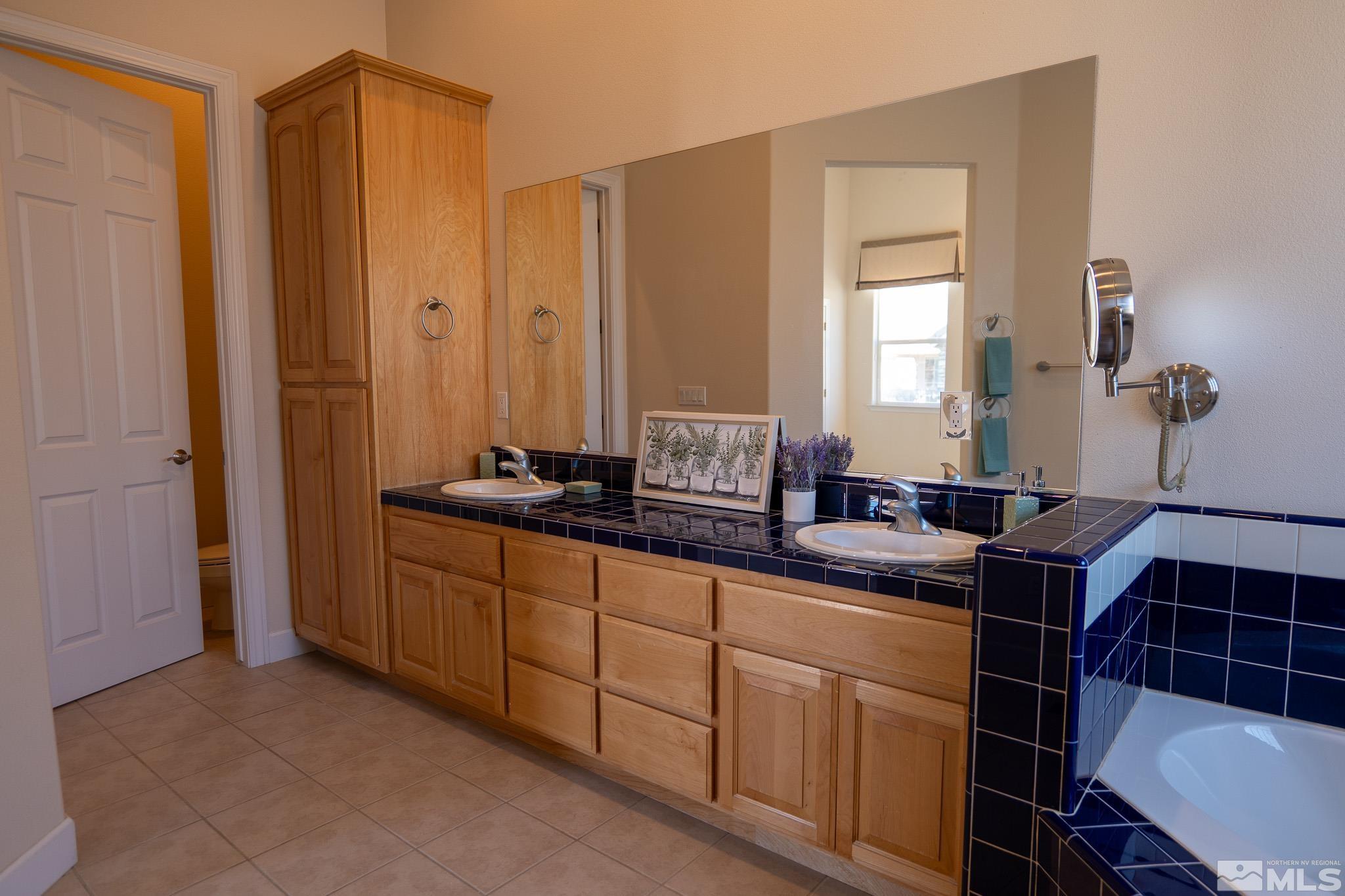 2456 Genoa Meadows Property Photo 14
