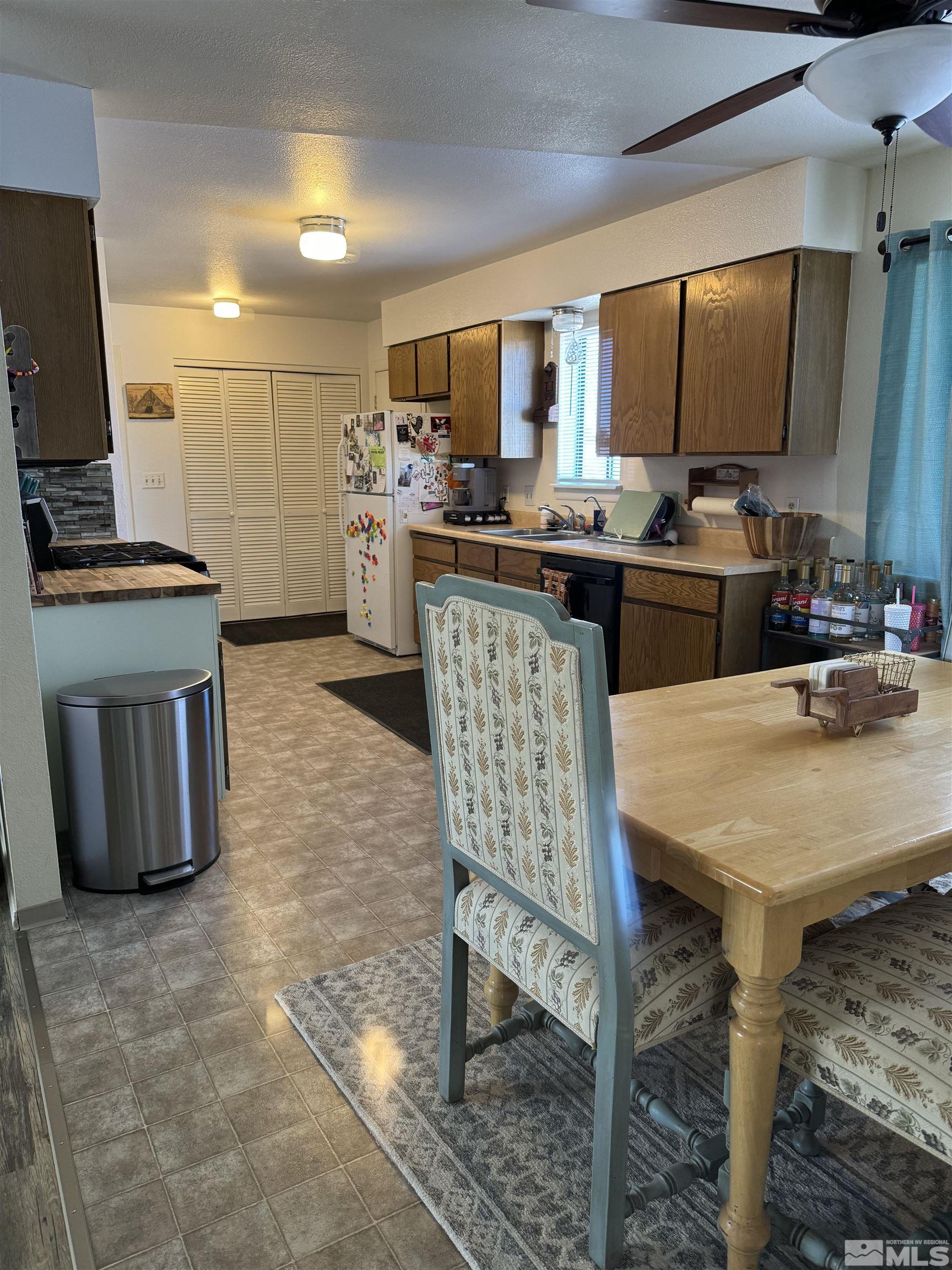 1655 Potpourri Drive Property Photo 4