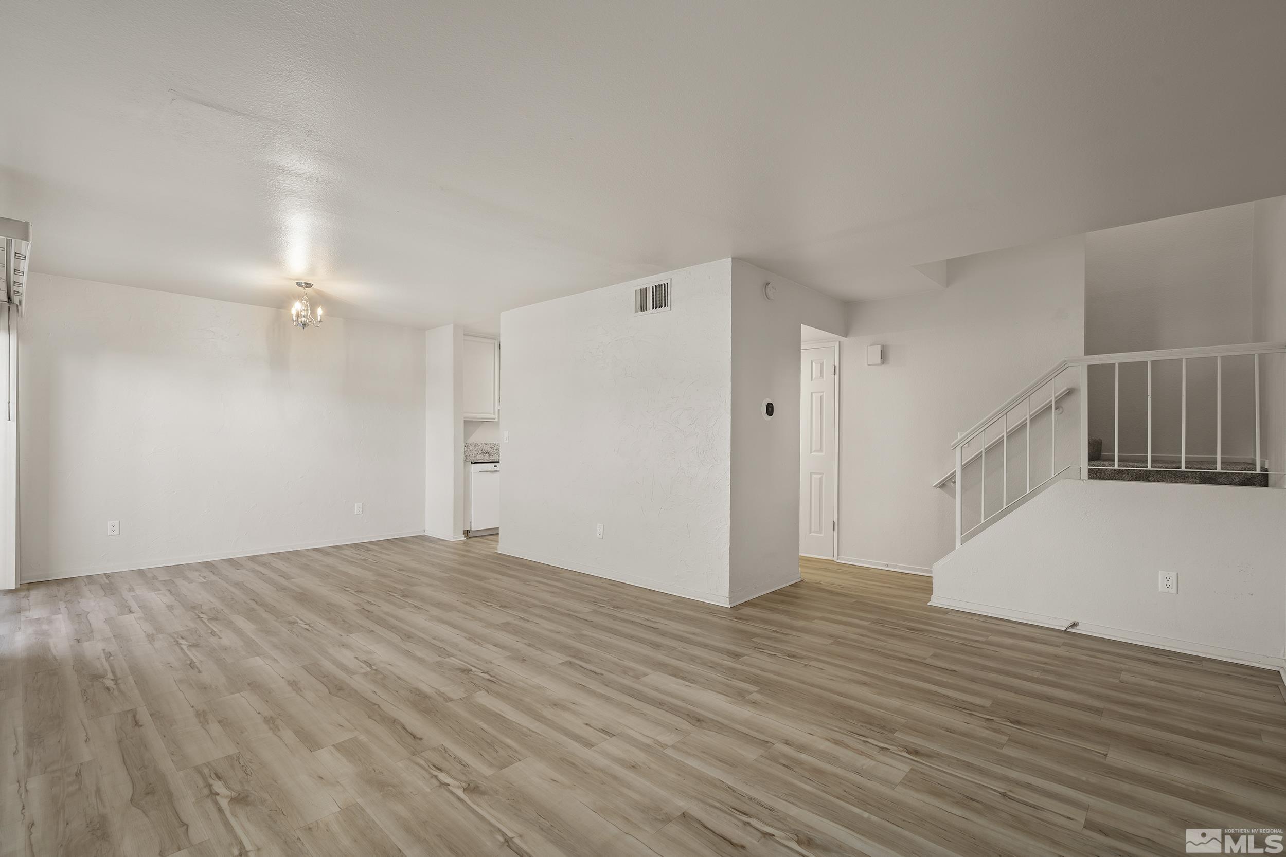 2311 Sycamore Glen Dr #4 4 Property Photo 6