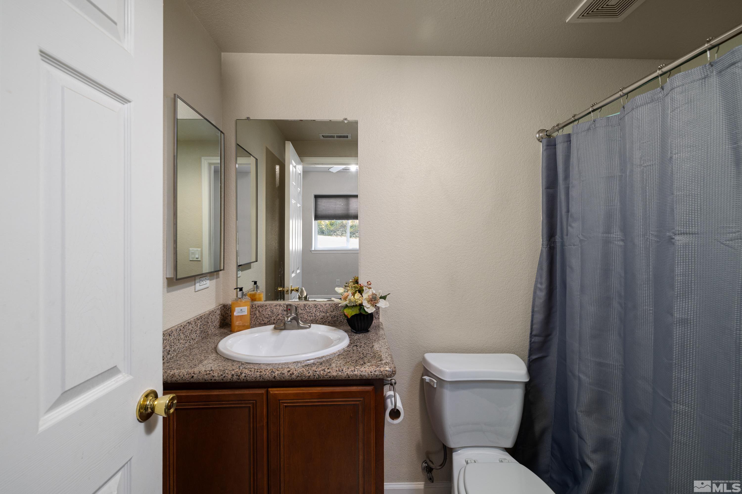 905 Demos Ct Property Photo 21