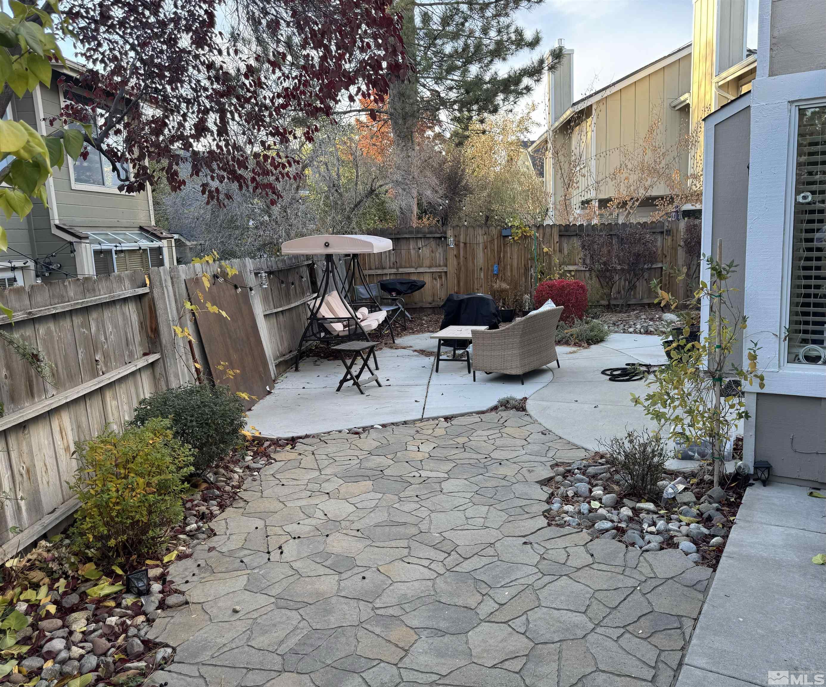 6215 Sunrise Meadows Loop Property Photo 15