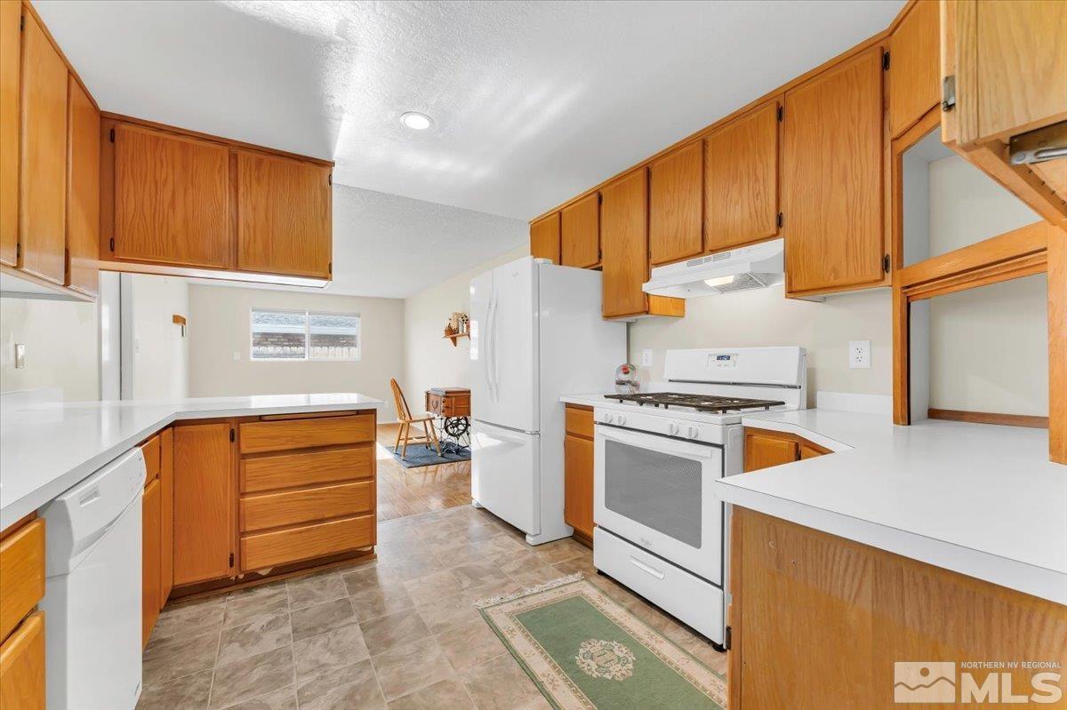 1832 Mountain Street Property Photo 17