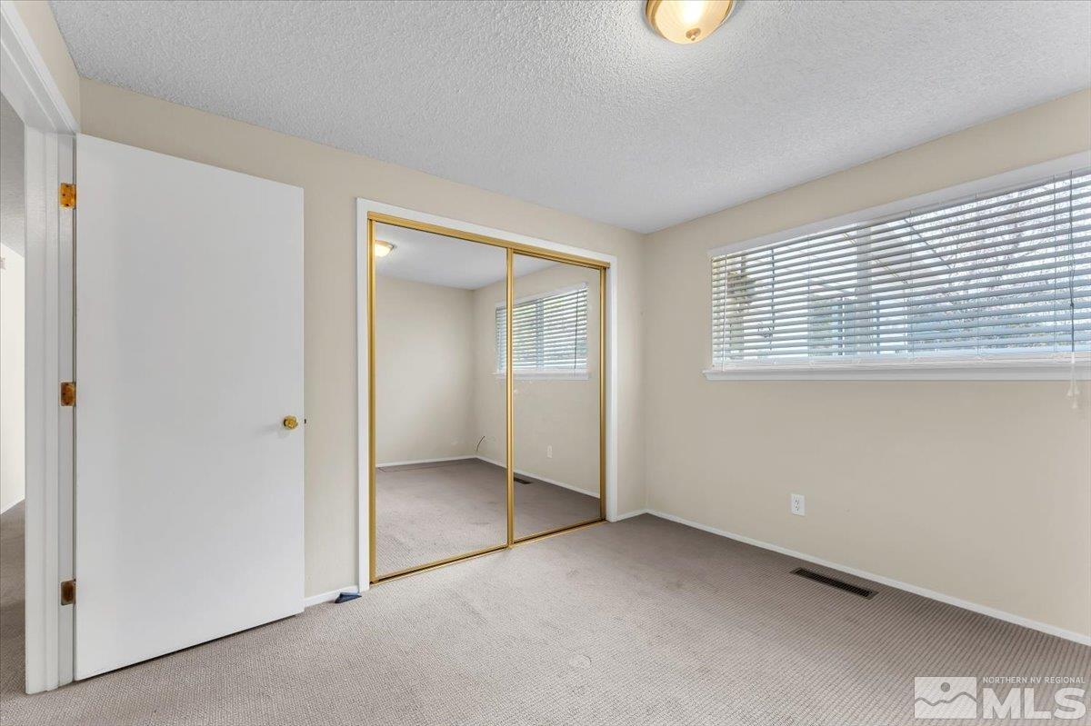 1832 Mountain Street Property Photo 22