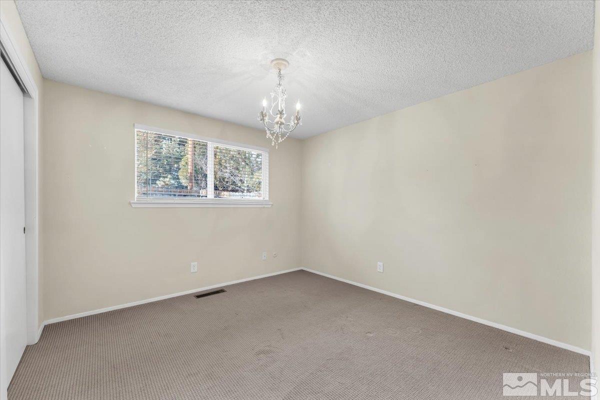 1832 Mountain Street Property Photo 23