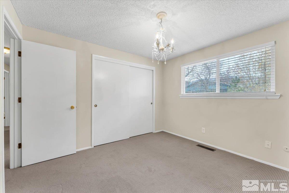 1832 Mountain Street Property Photo 24