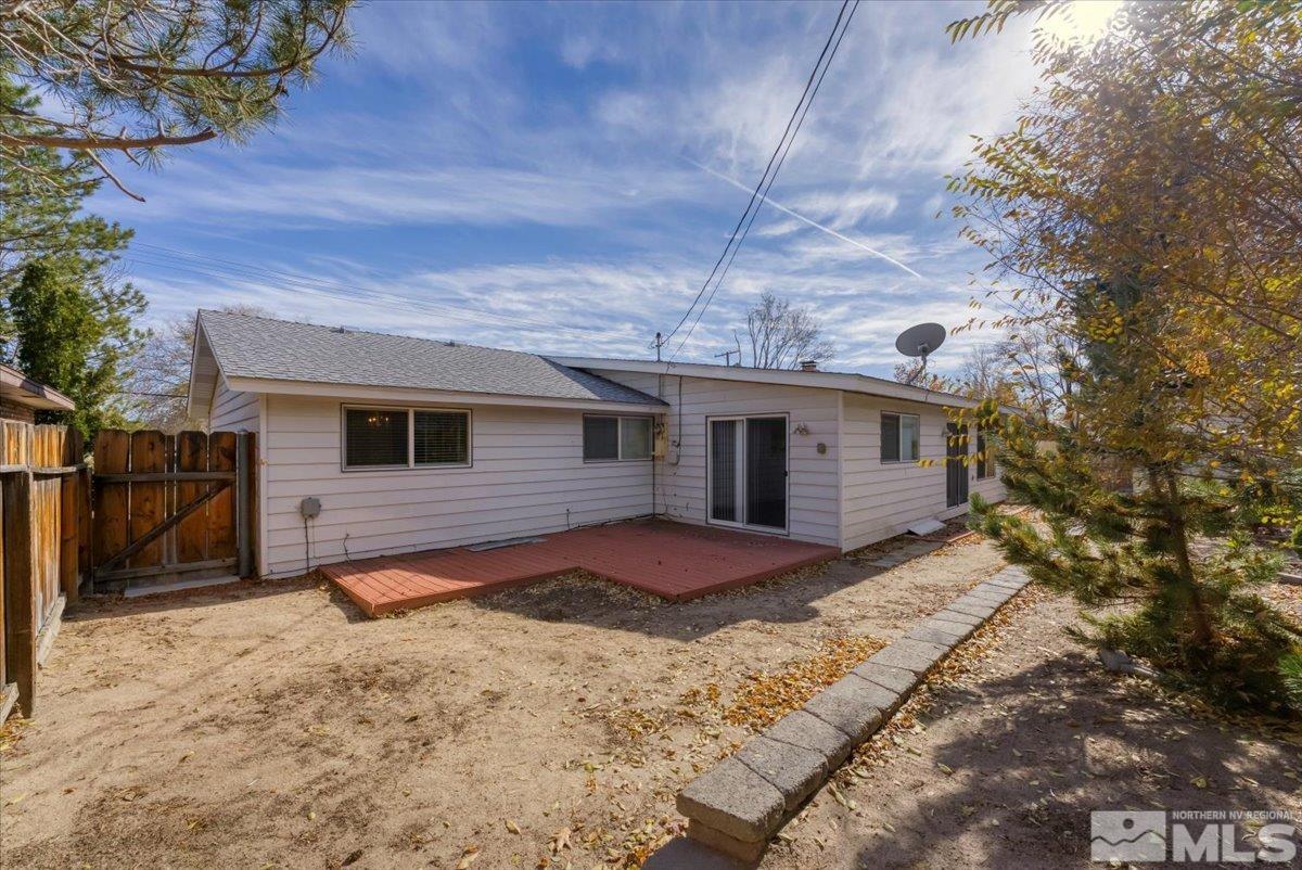 1832 Mountain Street Property Photo 33