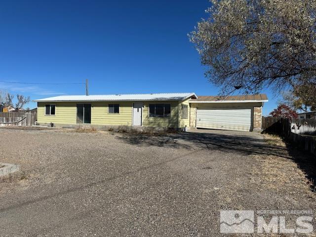 285 Lemaire Rd Property Photo 2