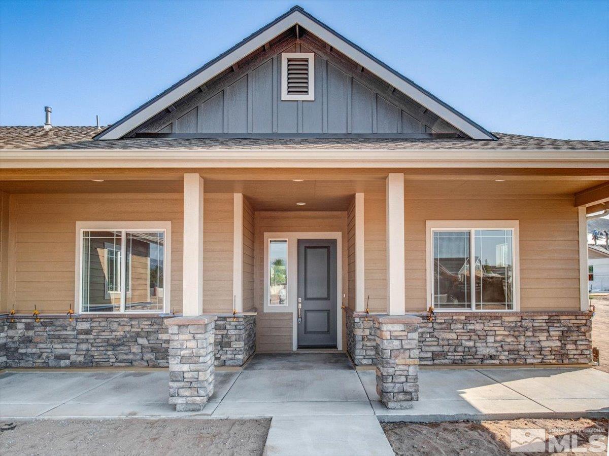 6853 Eagle Wing Cir Property Photo 2