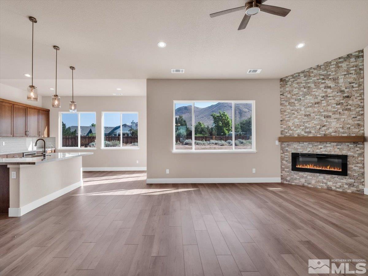 6853 Eagle Wing Cir Property Photo 11