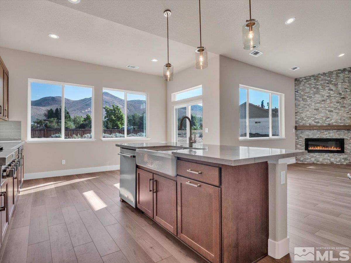 6853 Eagle Wing Cir Property Photo 18