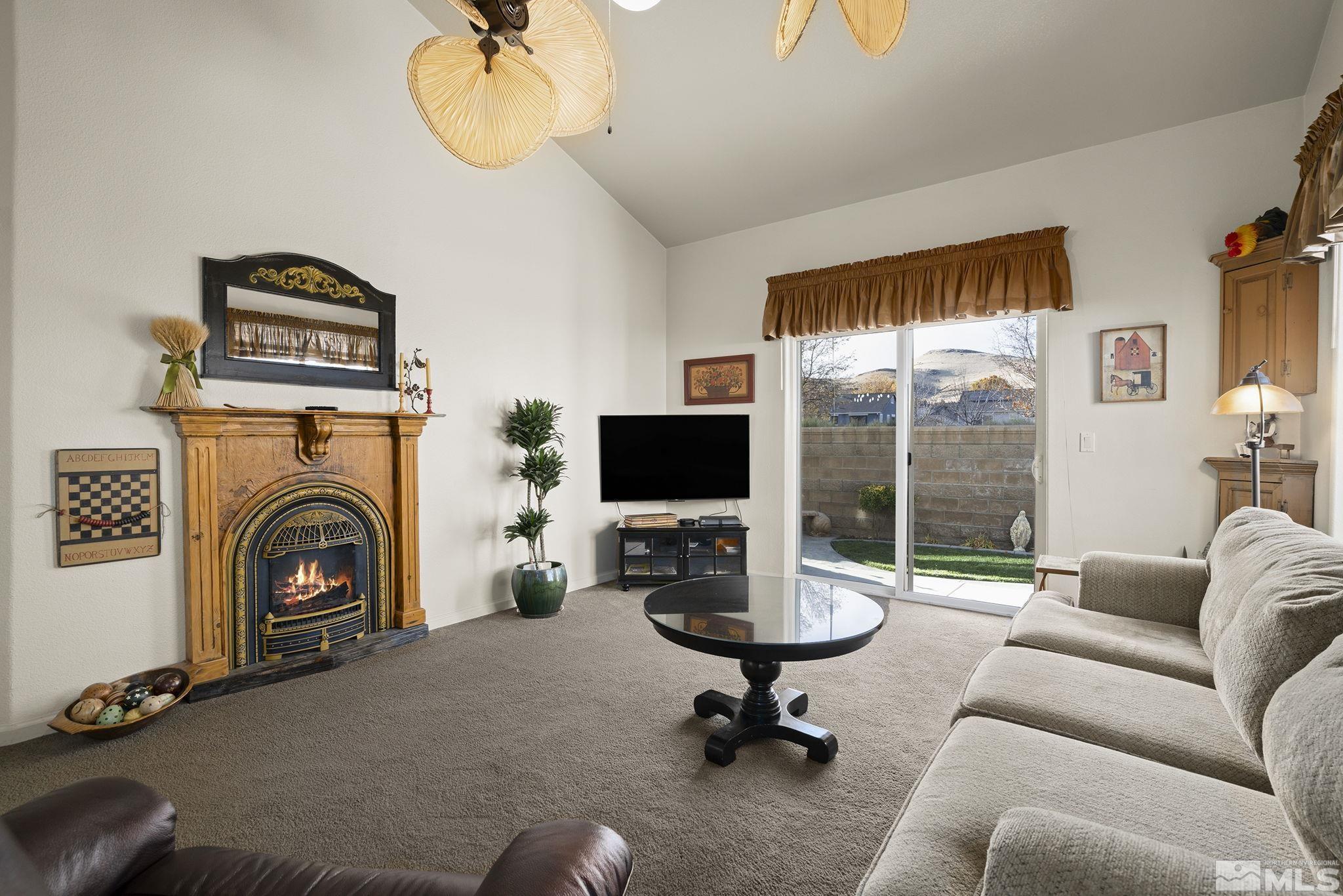 5773 Crooked Stick Way Property Photo 5