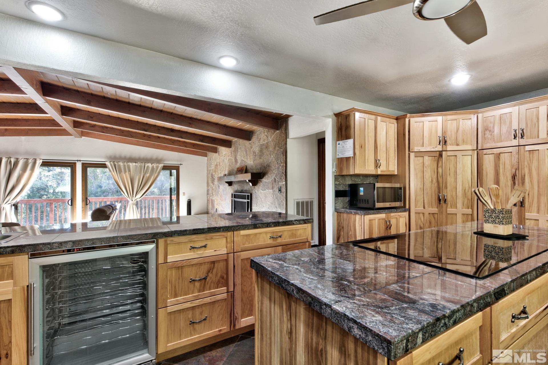 183 Kingsbury Circle Property Photo 7