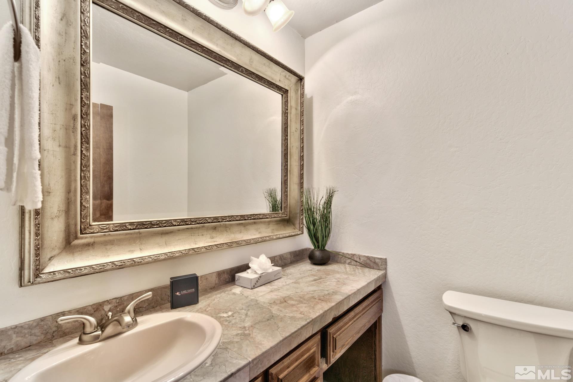 183 Kingsbury Circle Property Photo 21