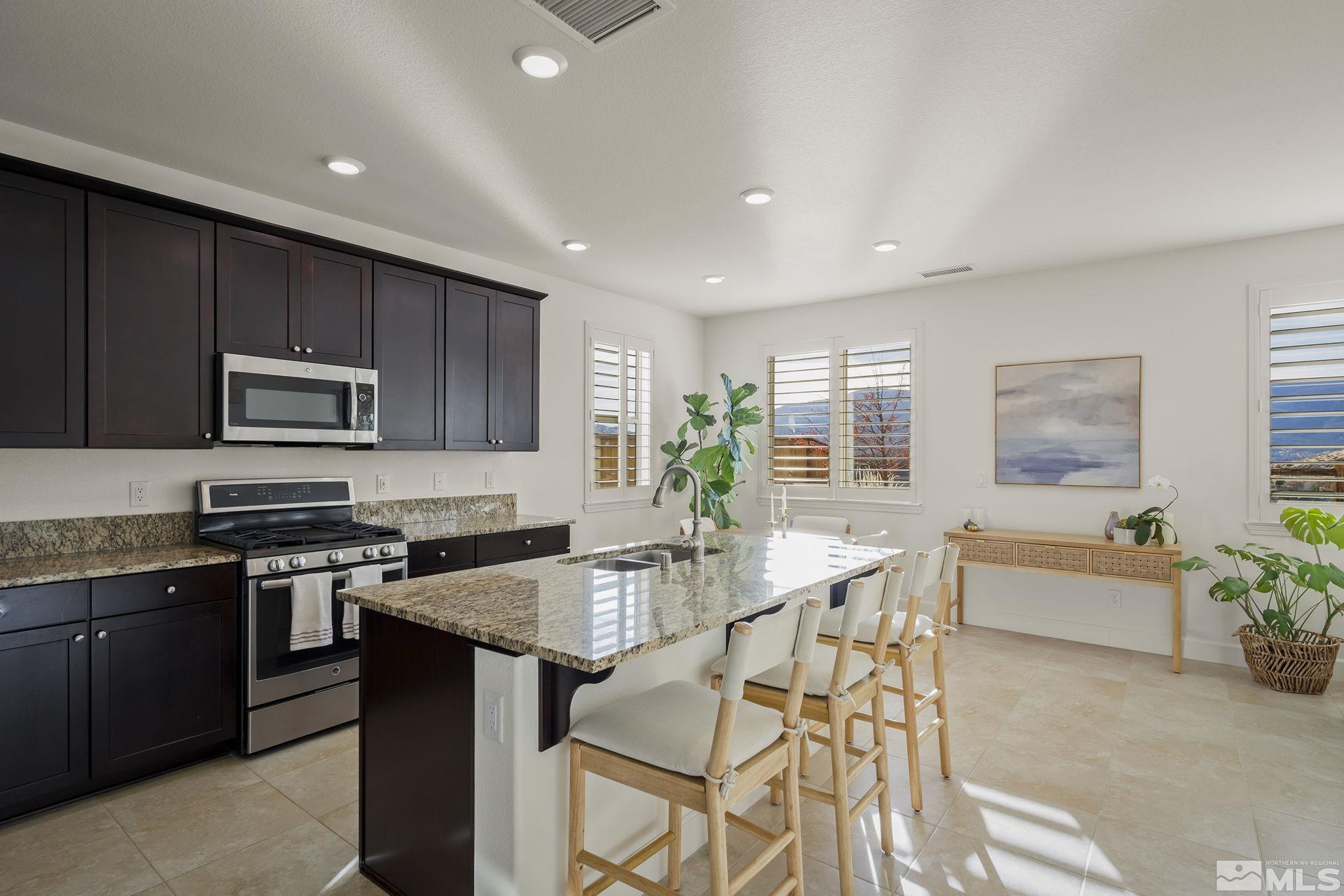 1375 Samantha Crest Trl Property Photo 8