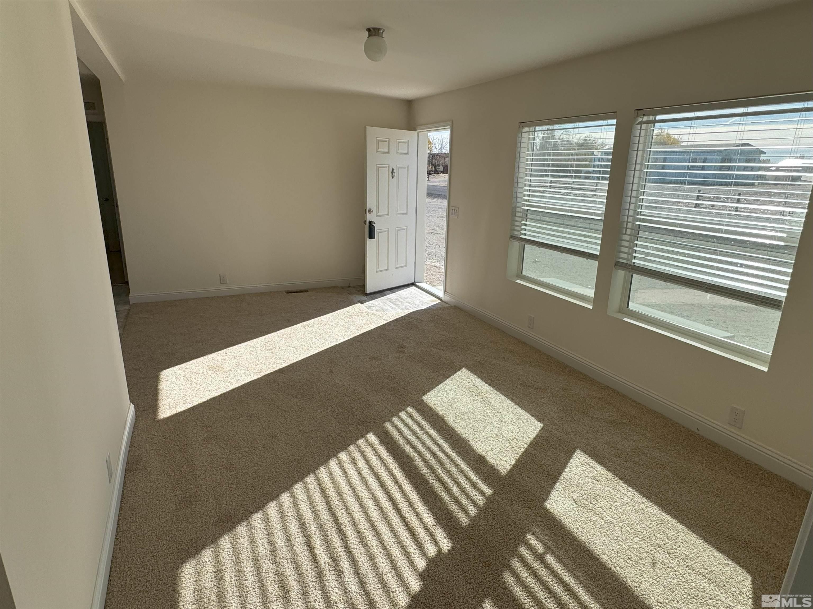 5816 Dillon Rd Property Photo 2