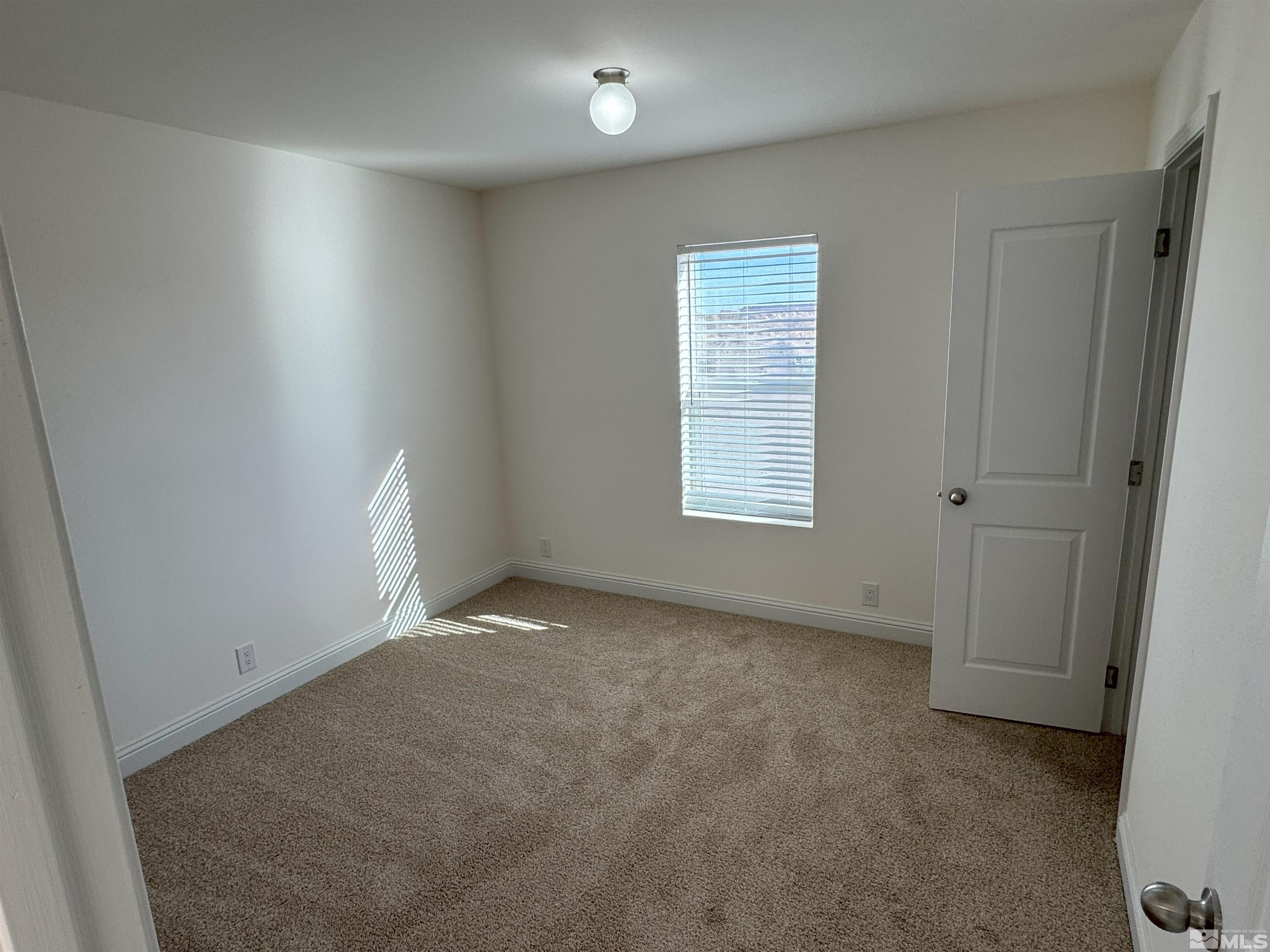 5816 Dillon Rd Property Photo 6