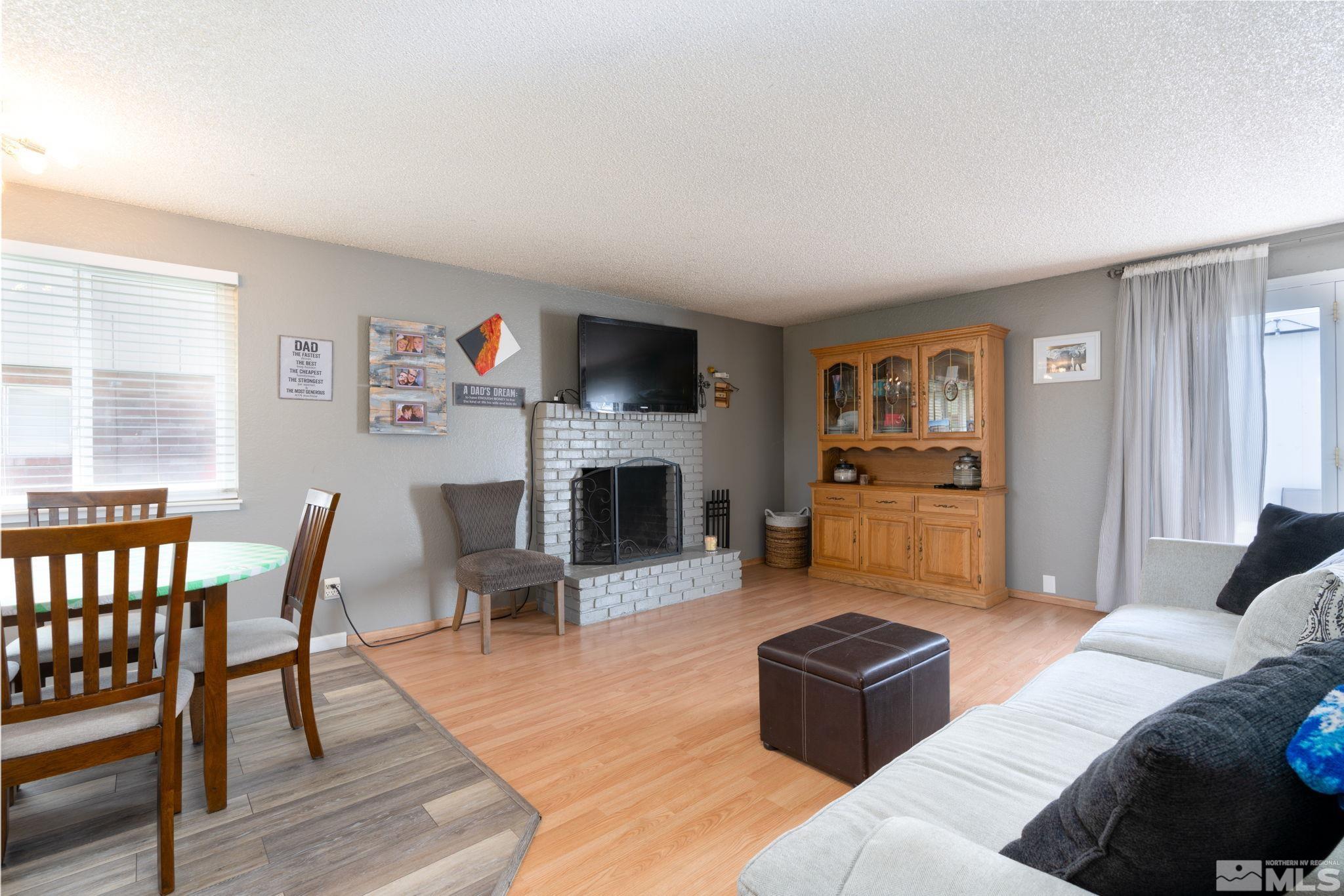1309 N Lompa Ln Property Photo 11