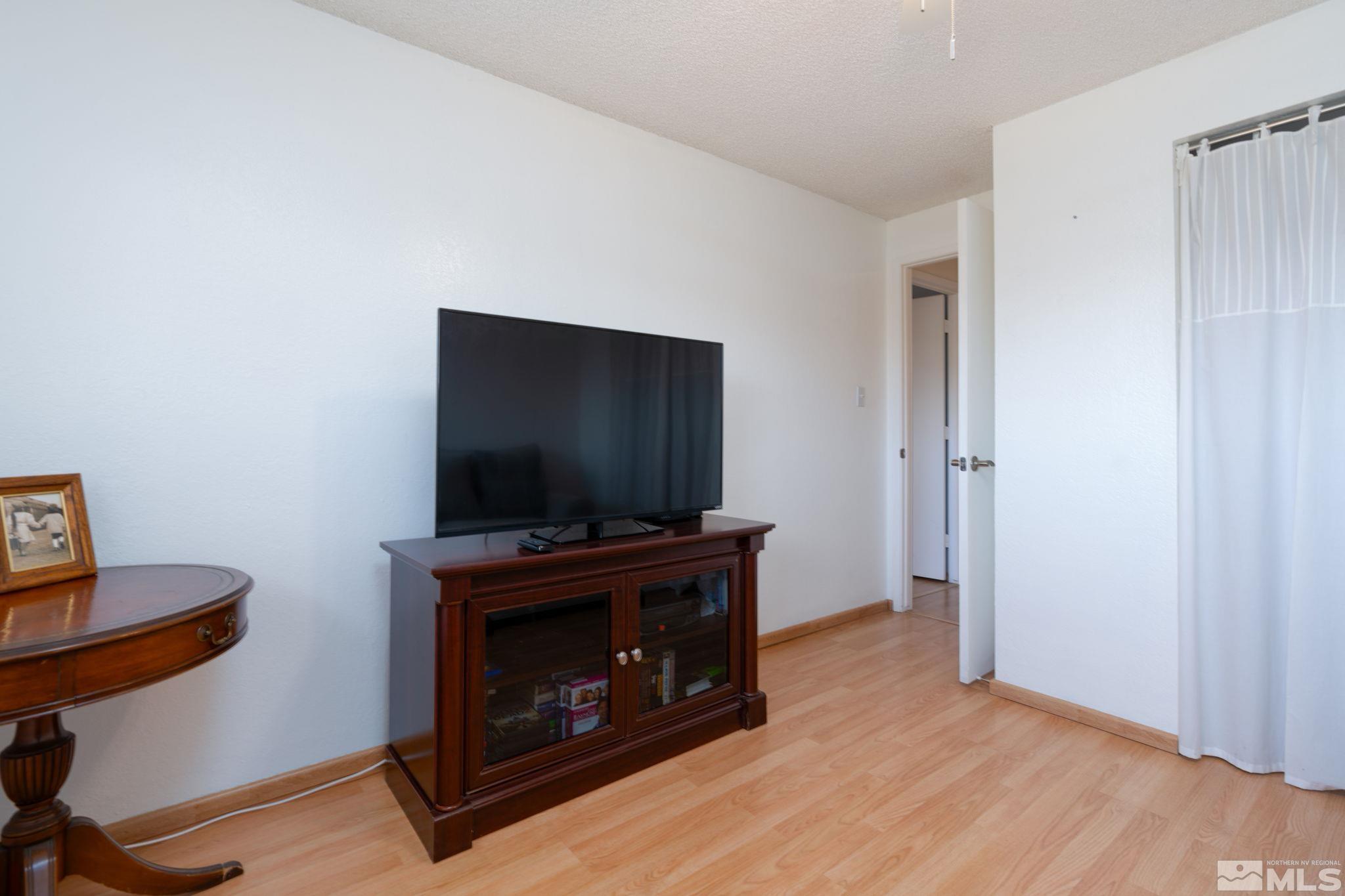 1309 N Lompa Ln Property Photo 20