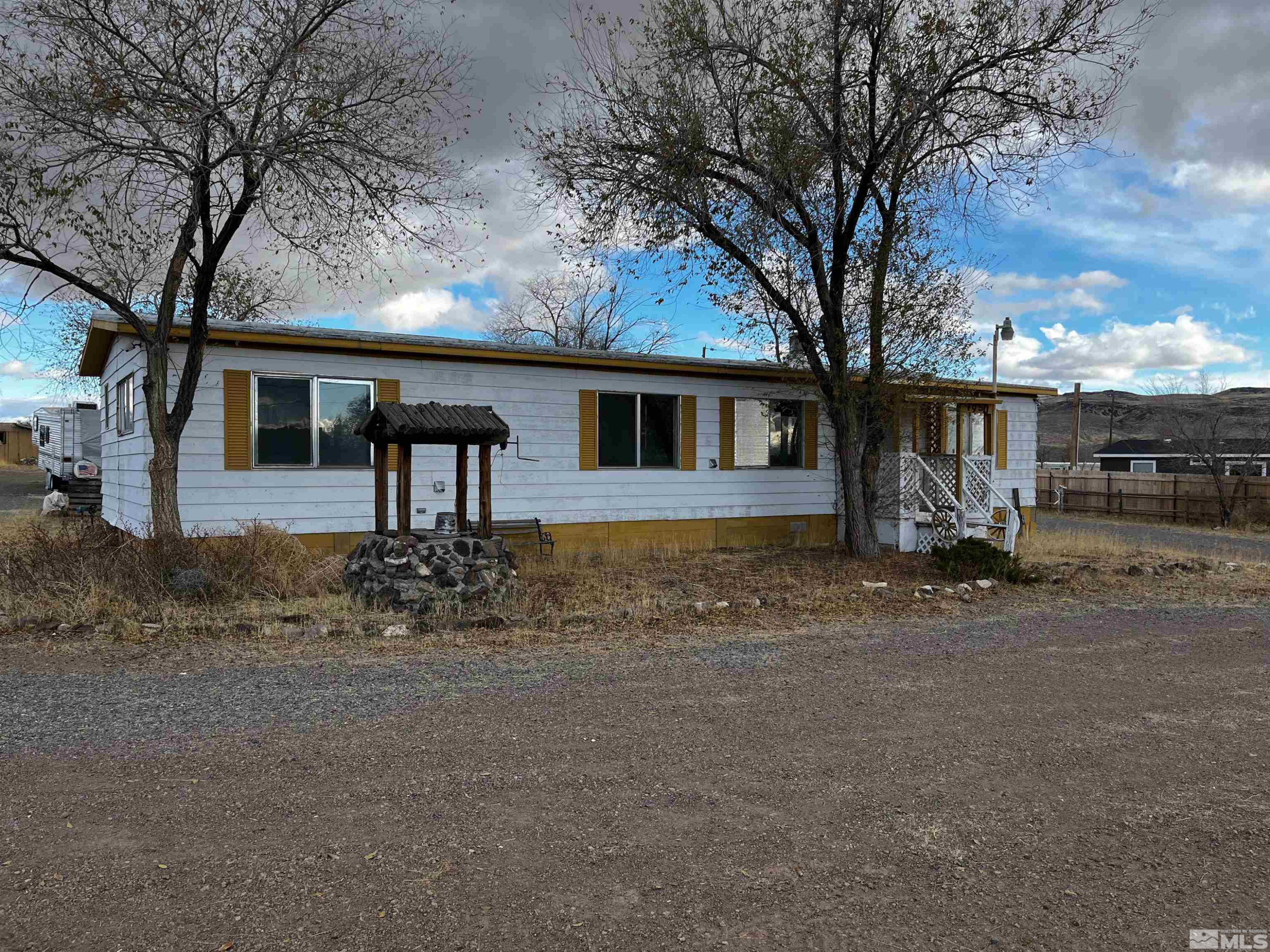 4950 Pueblo Drive Property Photo 1